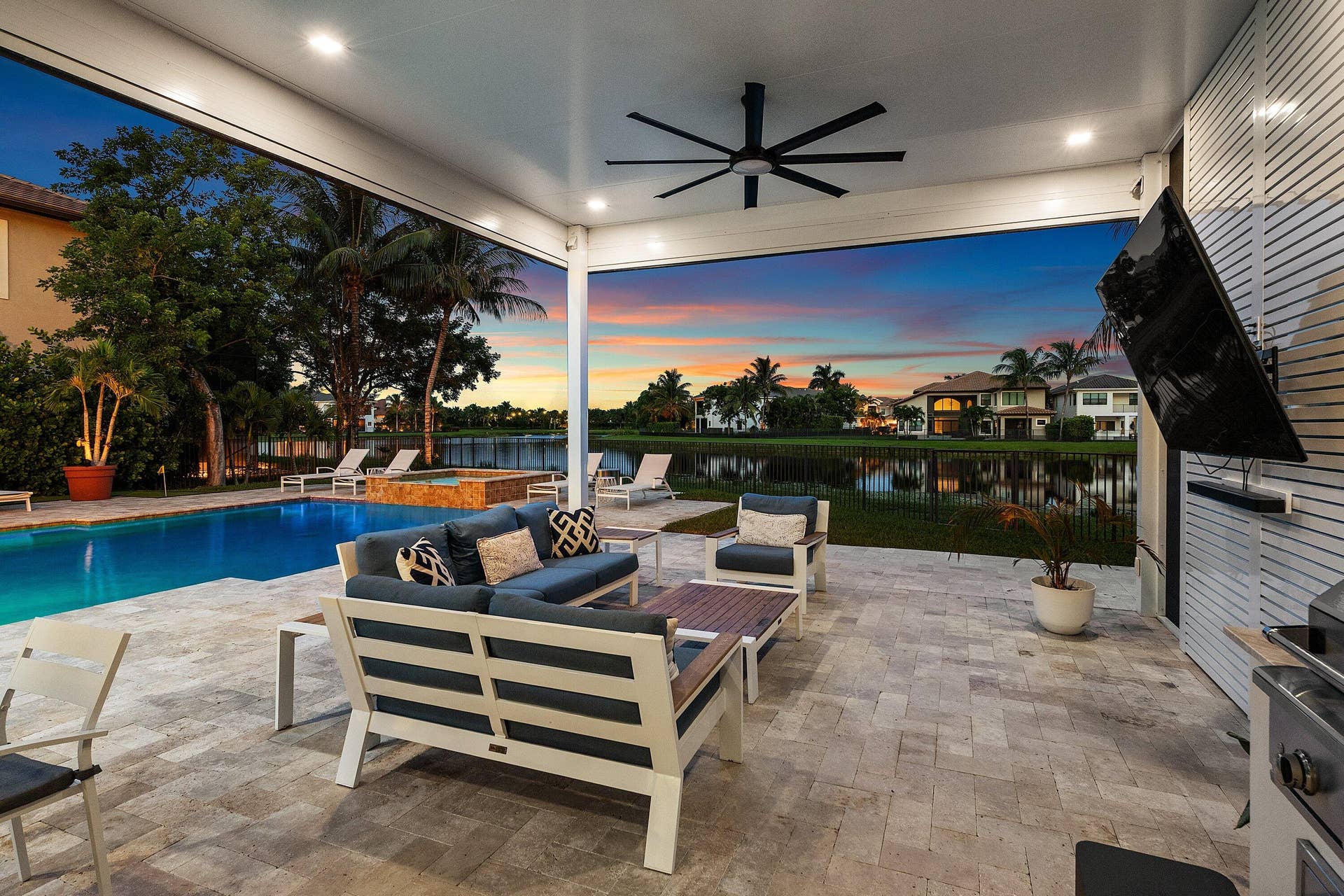 16716 Strasbourg Lane, Delray Beach, FL 33446 outdoor living at night