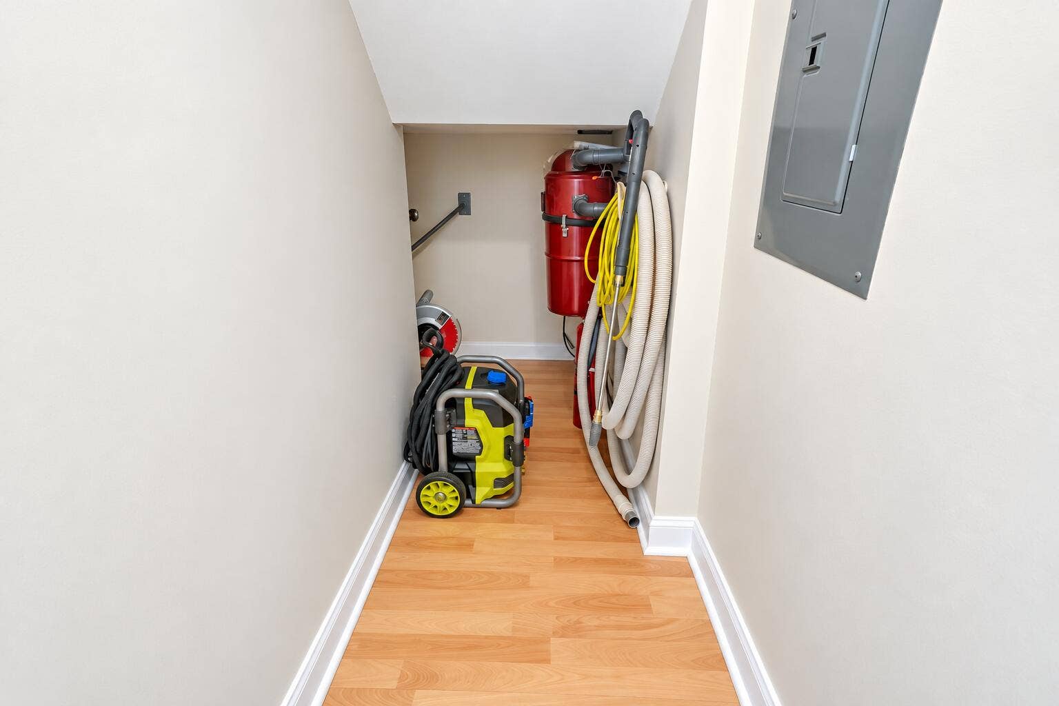 Storage under stairwell