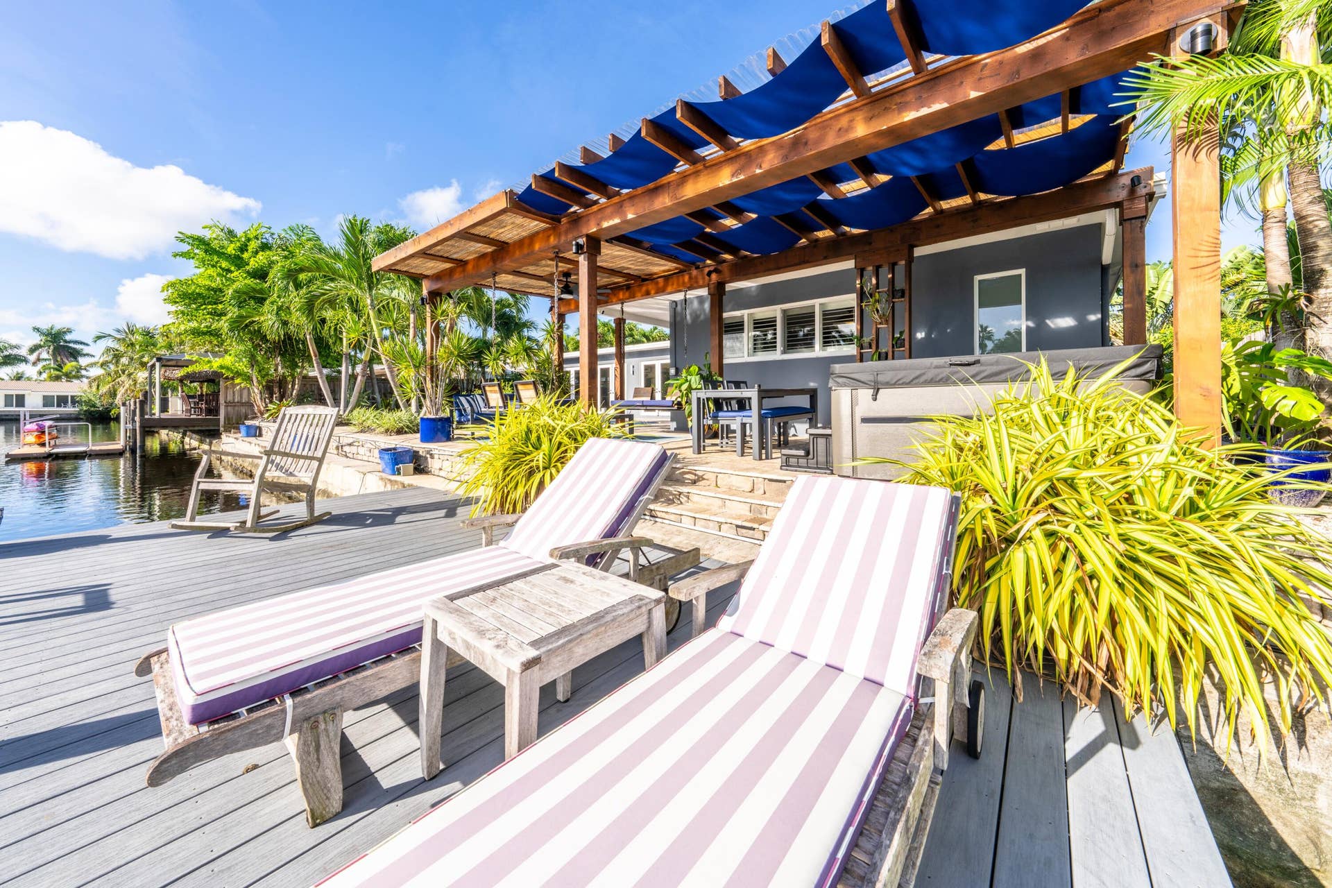 4100 NE 15TH Terrace, Oakland Park, FL 33334 040-042-Patio-4000x2667