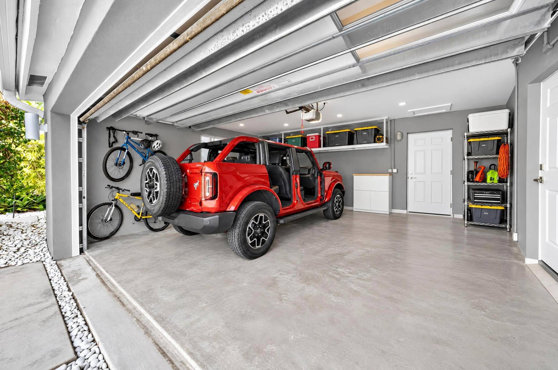 4100 NE 15TH Terrace, Oakland Park, FL 33334 073-005-Garage-4000x2656