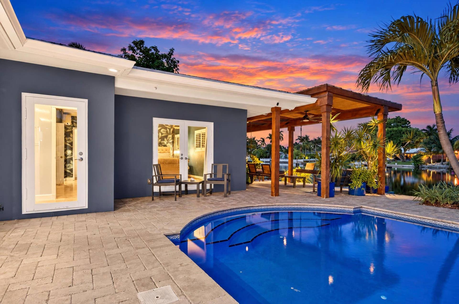 4100 NE 15TH Terrace, Oakland Park, FL 33334 070-015-Patio-4000x2656