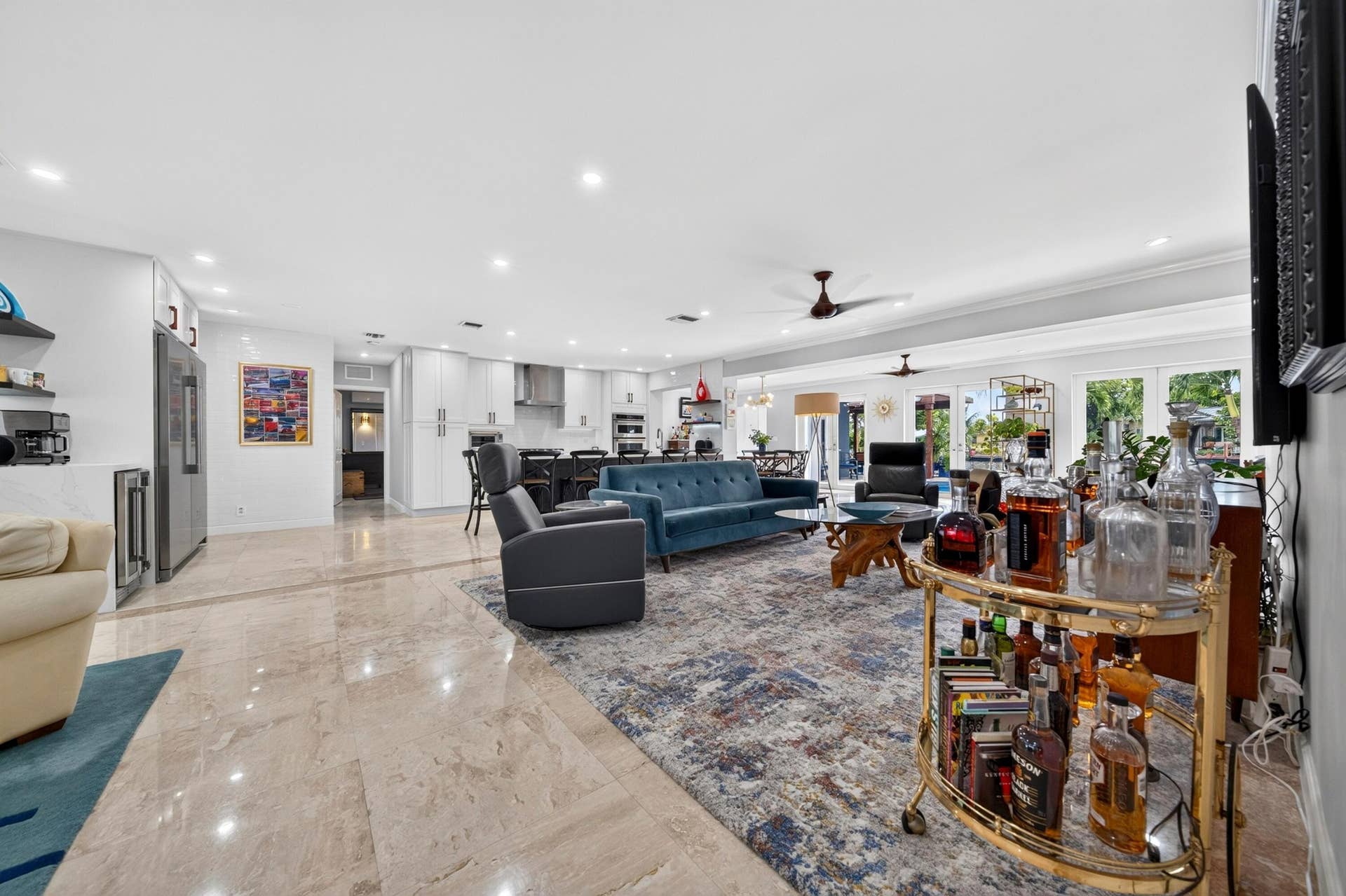 4100 NE 15TH Terrace, Oakland Park, FL 33334 009-077-Family RoomKitchen-4000x2664