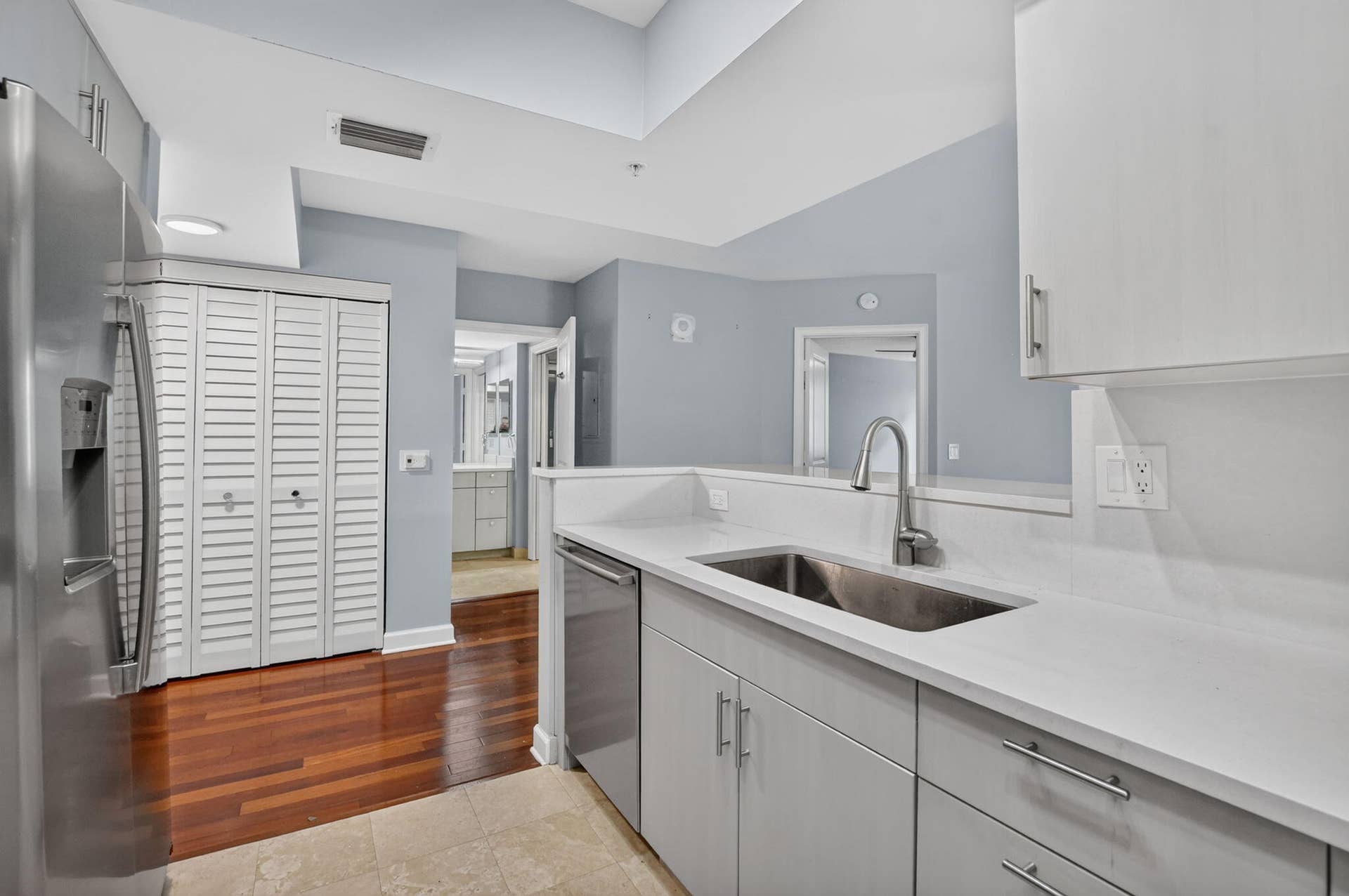 99 SE Mizner Boulevard, #435, Boca Raton, FL 33432 5-web-or-mls-DSC_1189