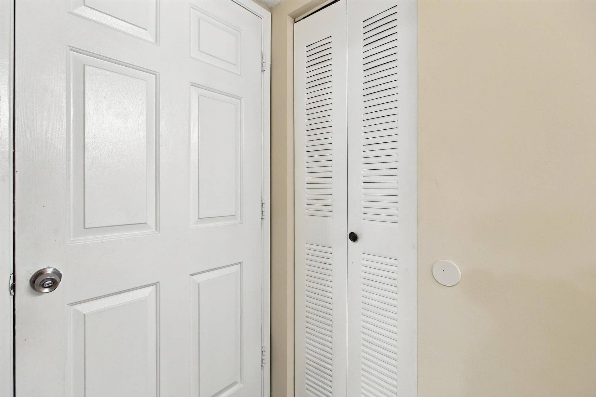 2640 S University Drive, #222, Davie, FL 33328 Hall