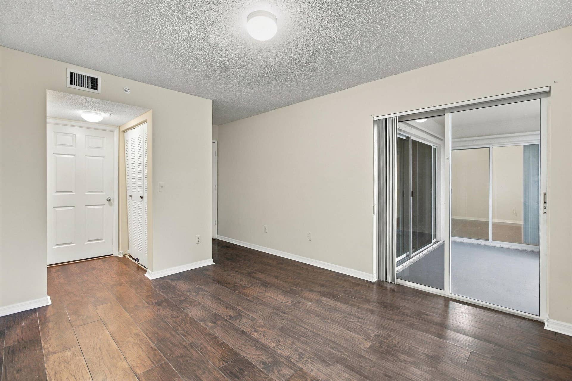 2640 S University Drive, #222, Davie, FL 33328 Second Bedroom
