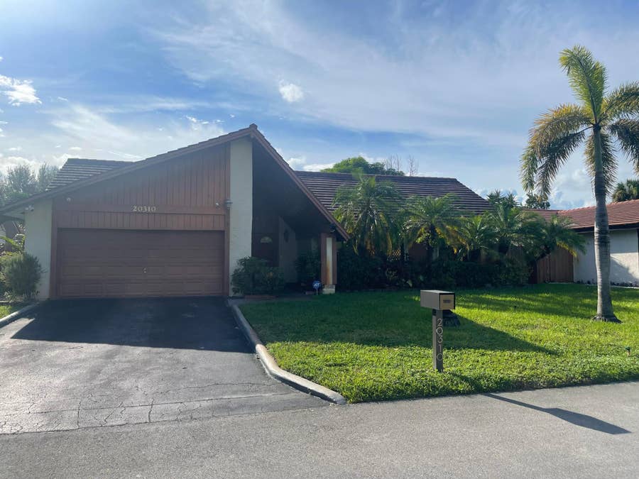 Property photo for 20310 NE 10TH Place, Miami, FL