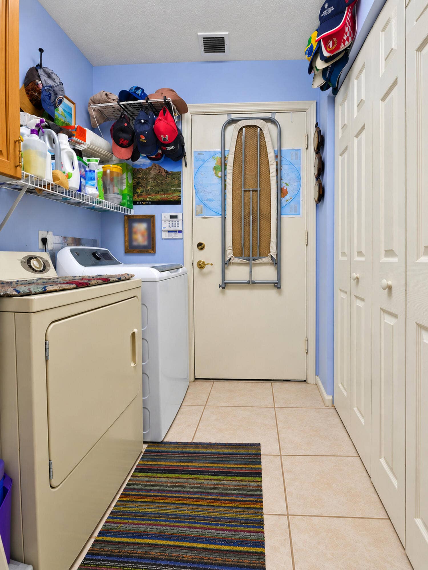 5288 GREY BIRCH Lane, Boynton Beach, FL 33437 LAUNDRY ROOM