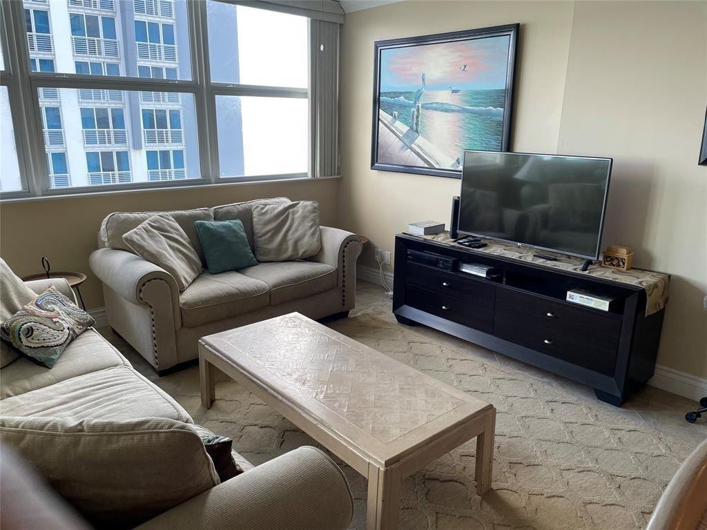 209 N FORT LAUDERDALE BEACH Boulevard, #9F, Fort Lauderdale, Fort Lauderdale, FL 33304 Photo 5