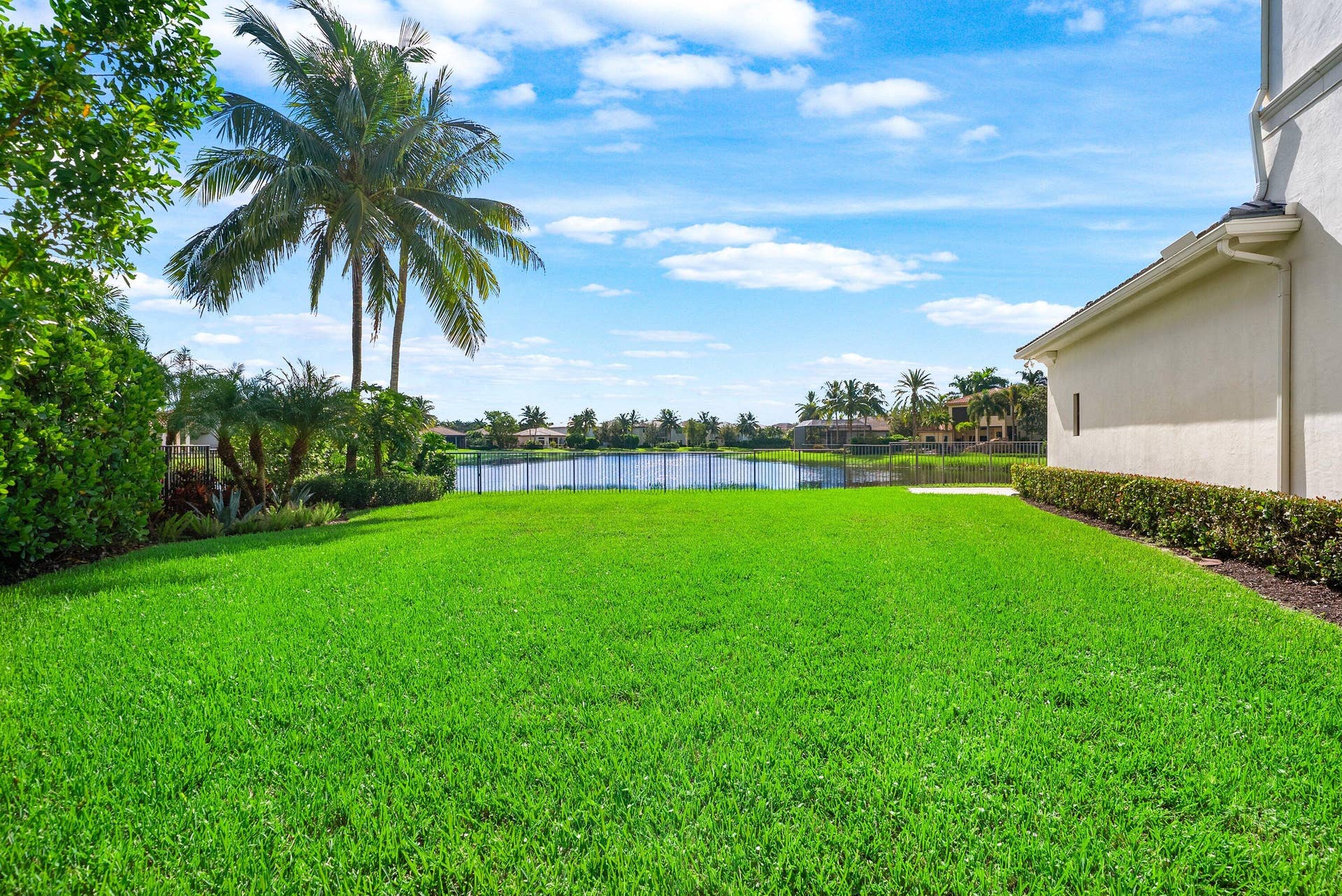 059-16526FleurdeLisWay-DelrayBeach-FL-33