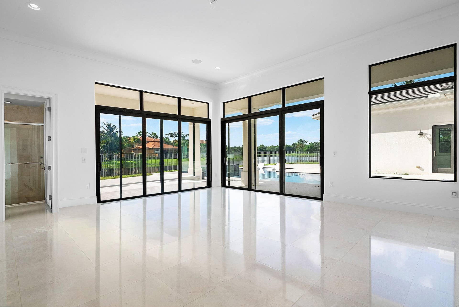 021-16526FleurdeLisWay-DelrayBeach-FL-33