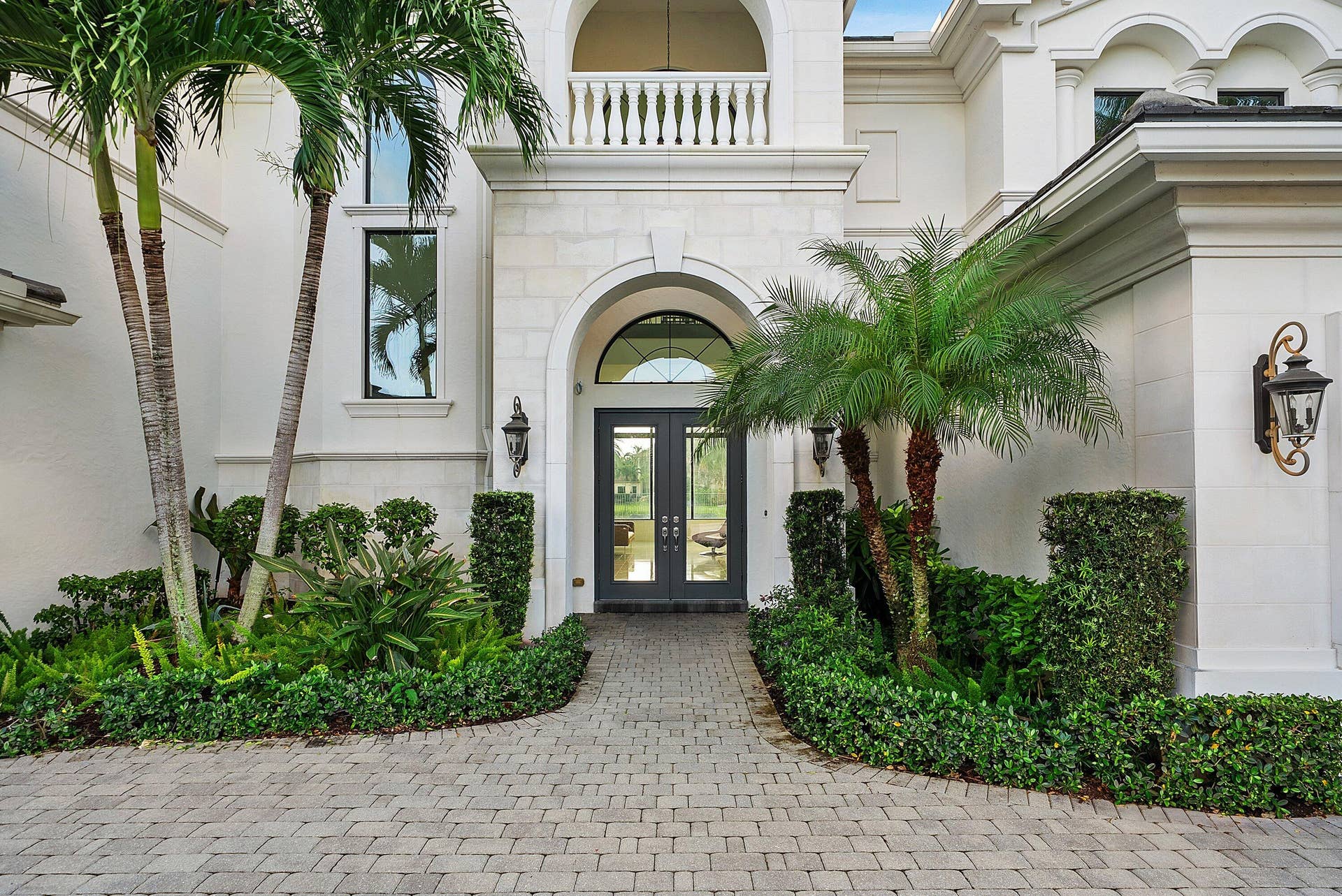 003-16526FleurdeLisWay-DelrayBeach-FL-33