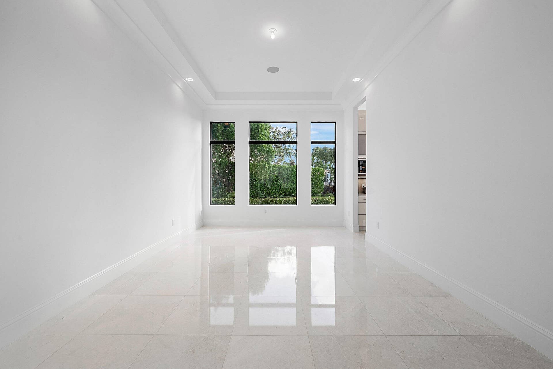 013-16526FleurdeLisWay-DelrayBeach-FL-33