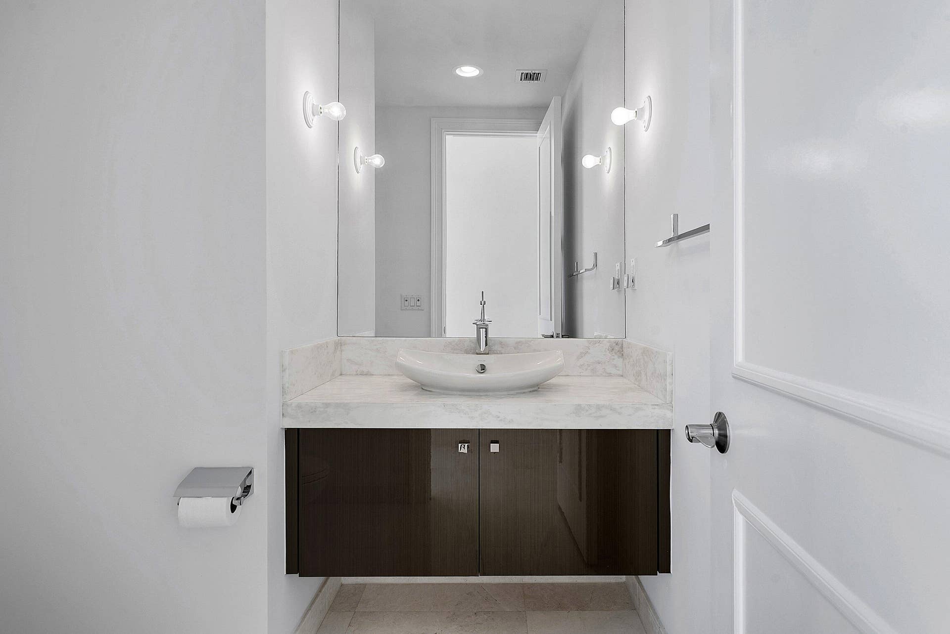 010-16526FleurdeLisWay-DelrayBeach-FL-33
