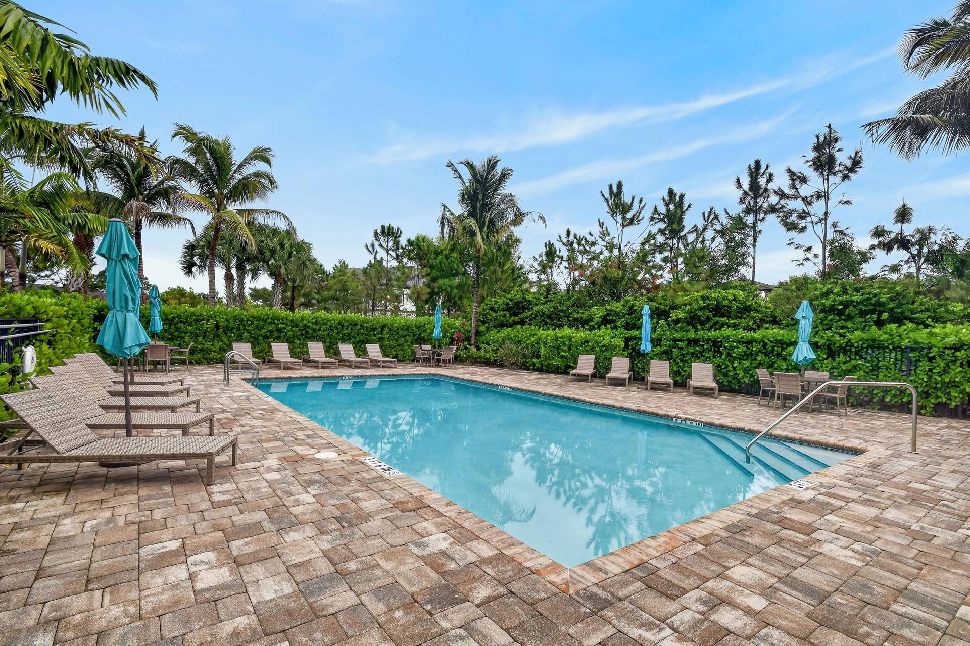 7238SEPineValleyCt(52)
