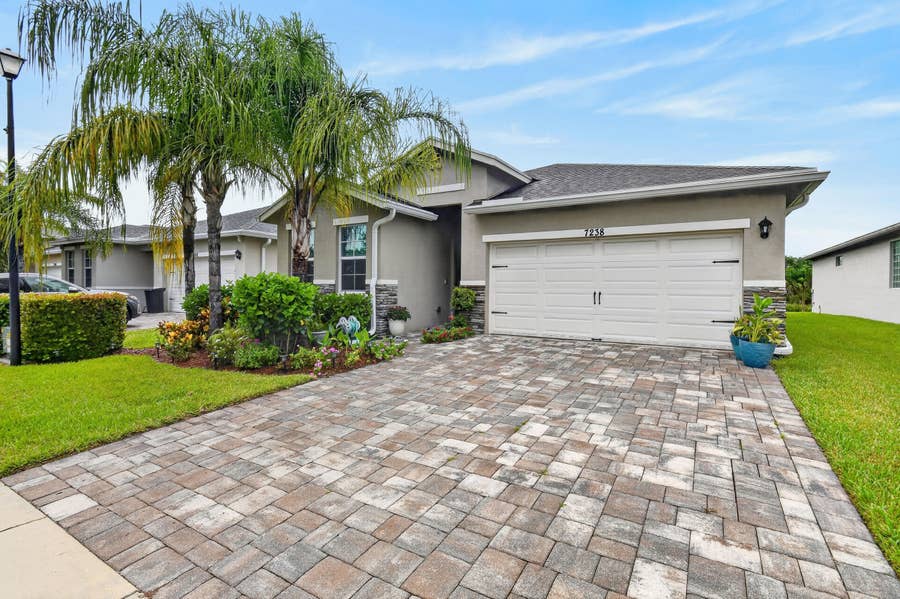 Property photo for 7238 SE Pine Valley Court, Hobe Sound, FL