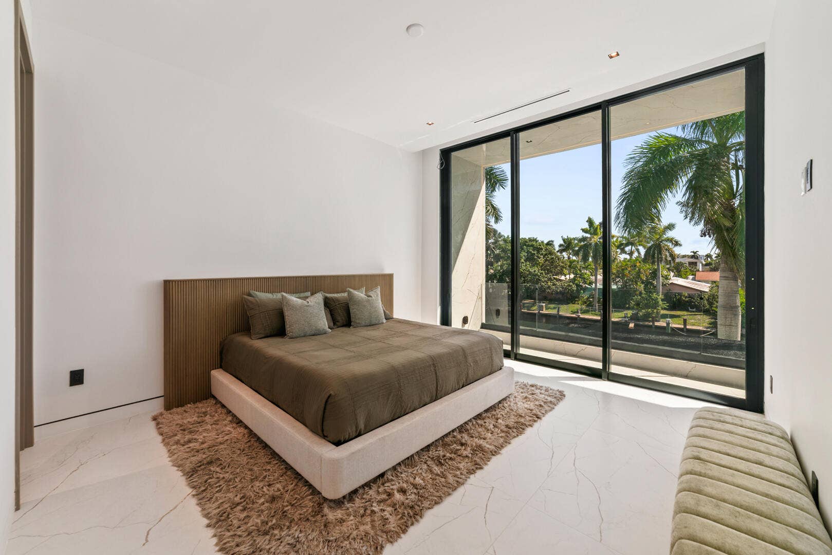 2856 NE 26TH Place, Fort Lauderdale, FL 33306 98