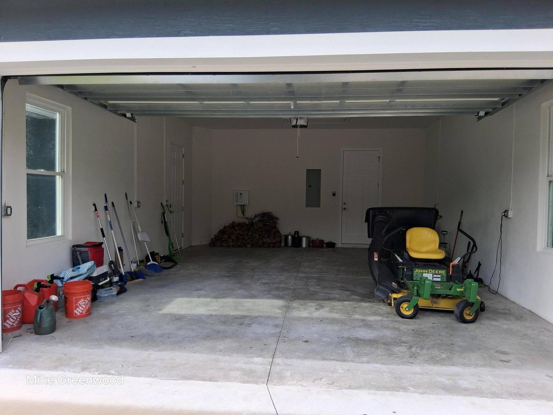 7952 SE US HIGHWAY 441 SE, Okeechobee, FL 34974 oversized 2 car garage
