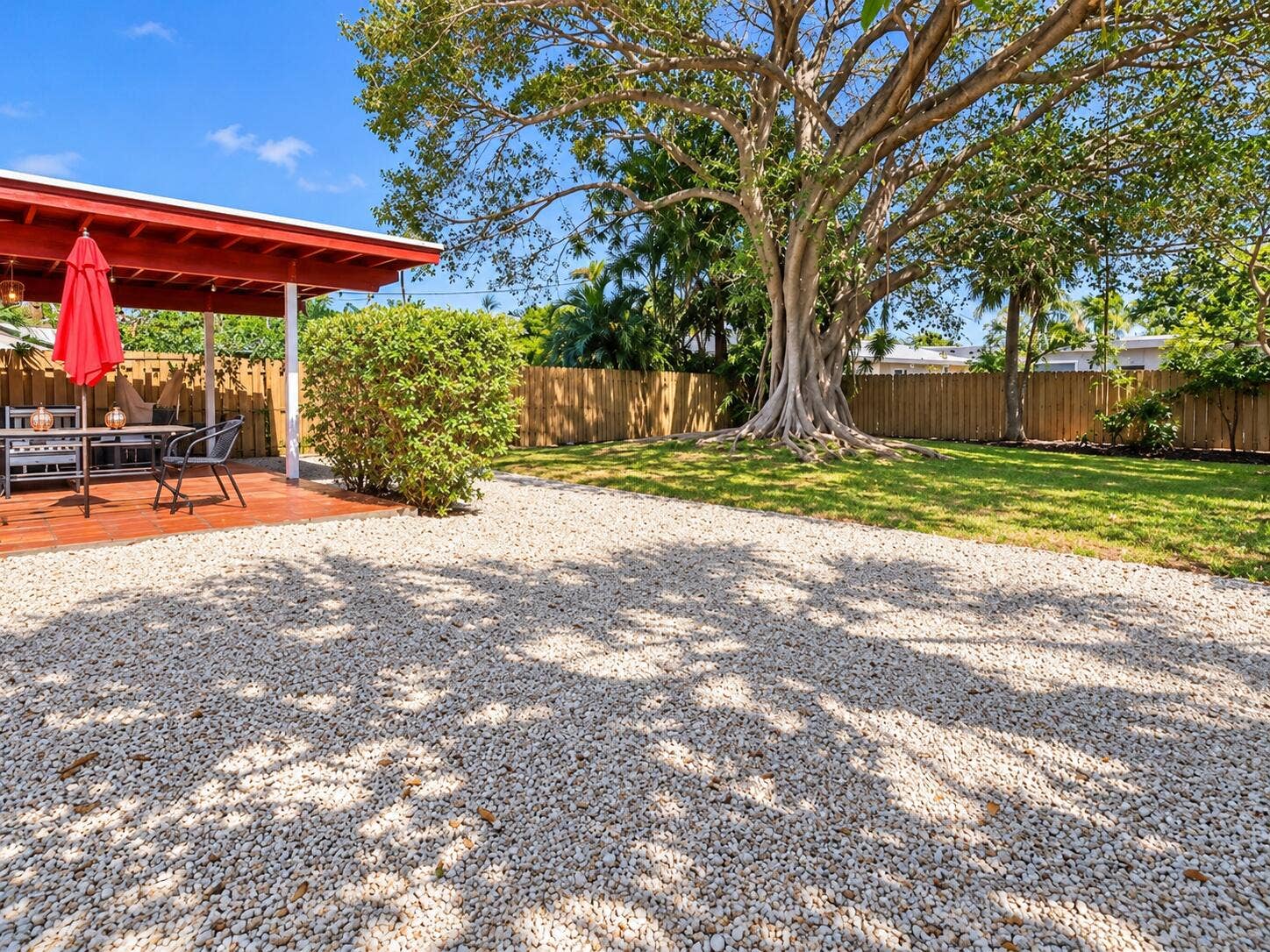 1216 NE 16th Terrace, Fort Lauderdale, FL 33304 yard(2)