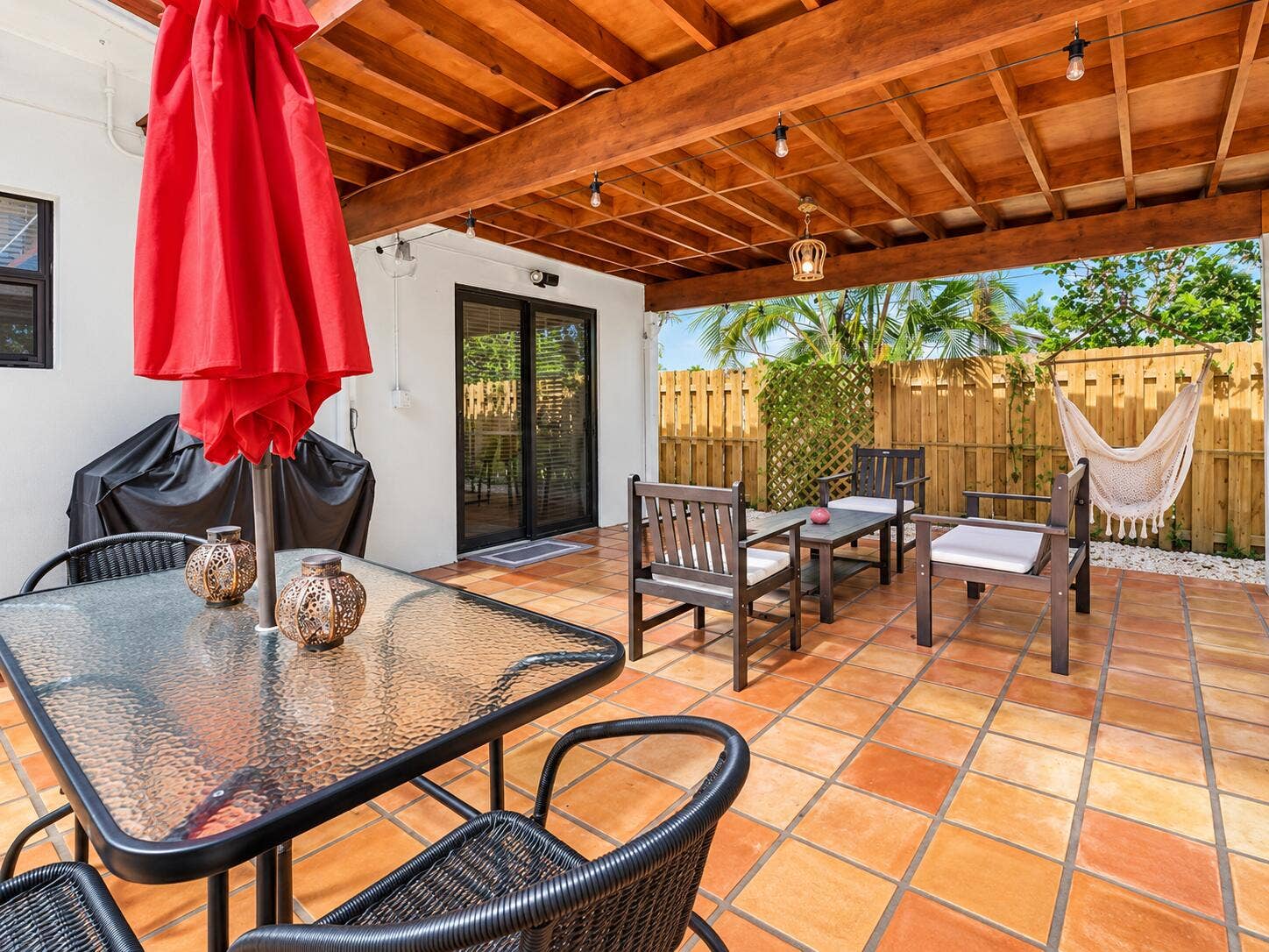 1216 NE 16th Terrace, Fort Lauderdale, FL 33304 outdoor