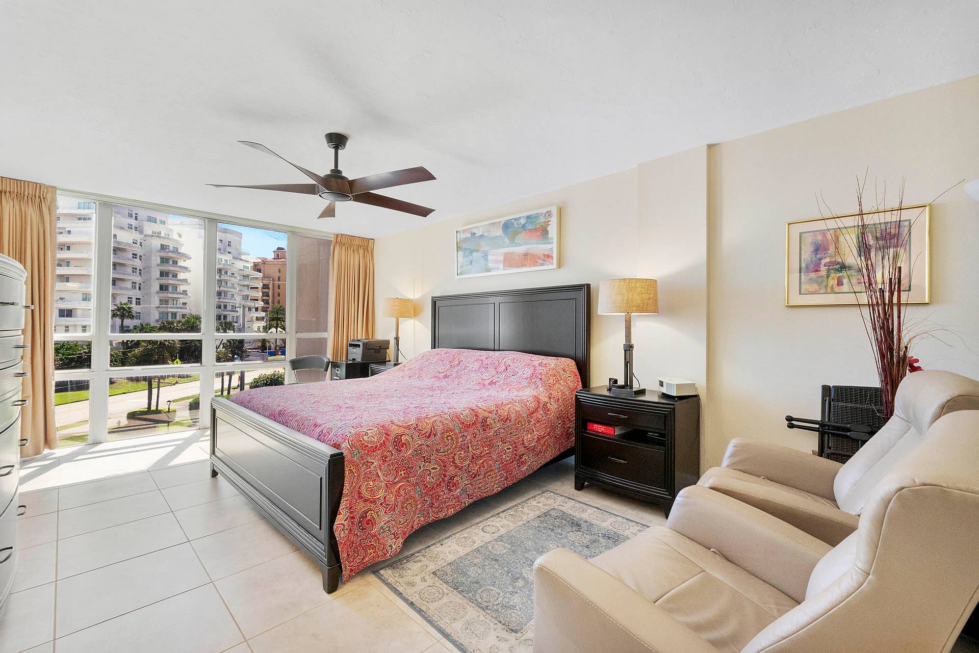 1901 S Ocean Boulevard, #401, Boca Raton, FL 33432 Spacious primary bedroom 20x12