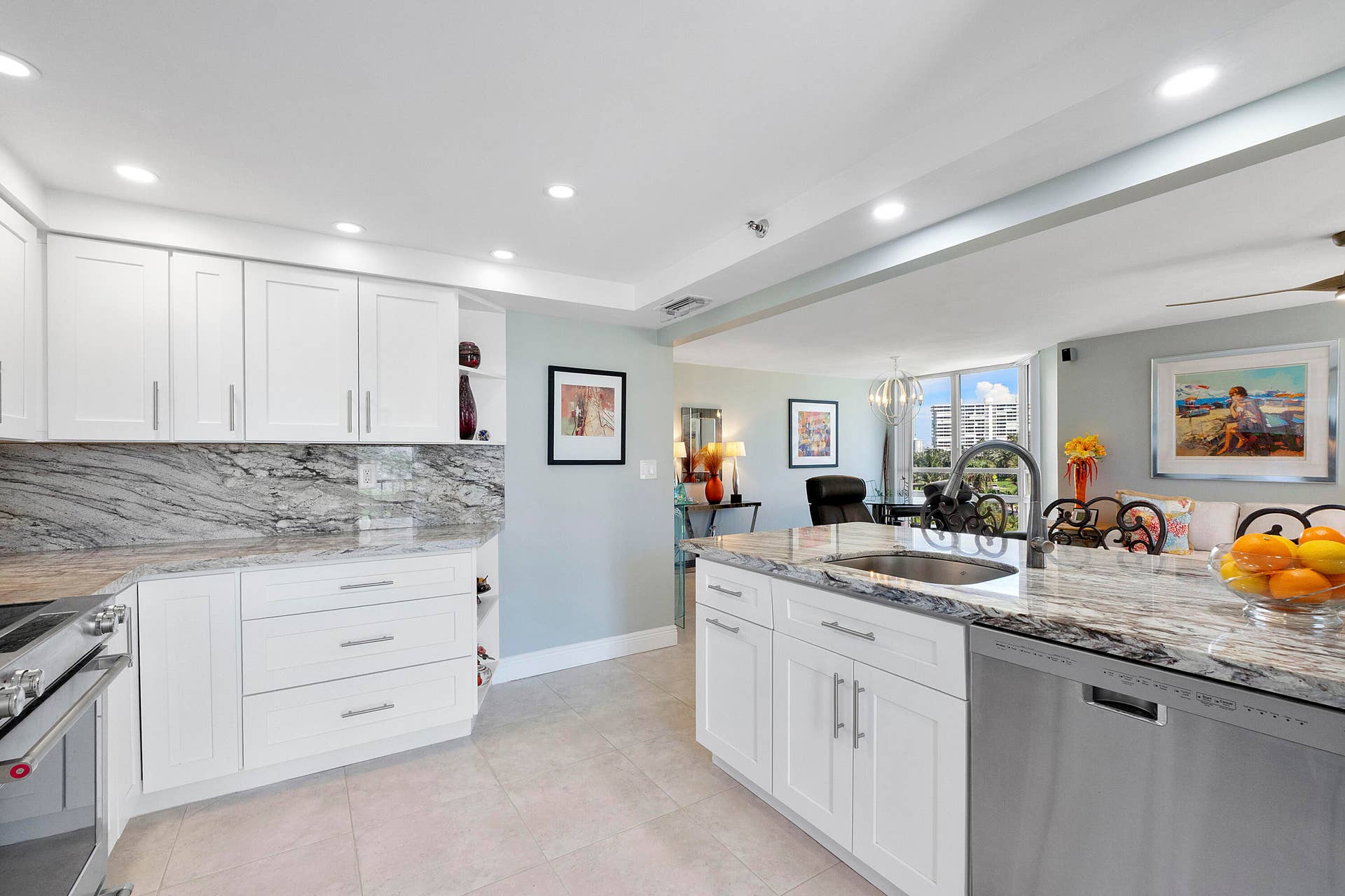 1901 S Ocean Boulevard, #401, Boca Raton, FL 33432 Open bar area, plenty of cabinets, recessed lighting