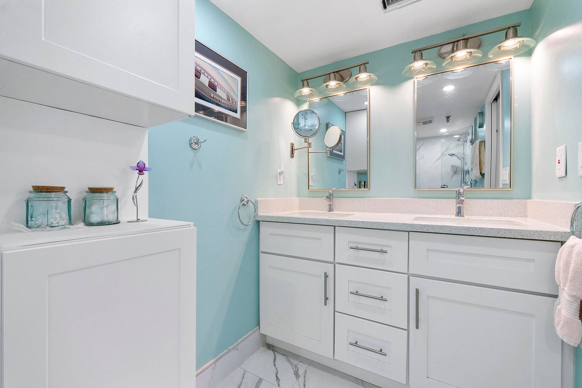 1901 S Ocean Boulevard, #401, Boca Raton, FL 33432 Dual sinks, extra storage cabinets