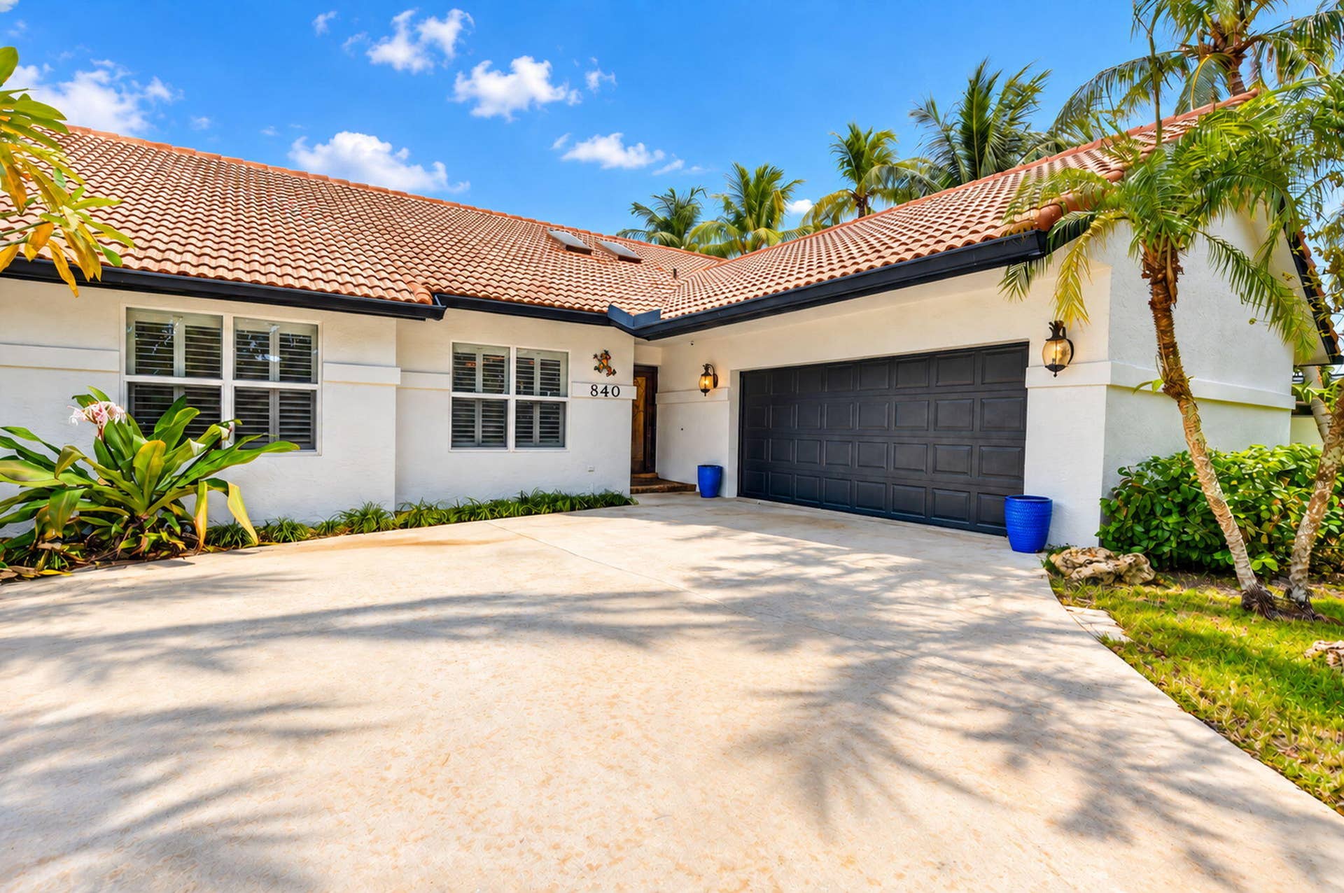 840 SW 21ST Street, Boca Raton, FL 33486 2 car garage