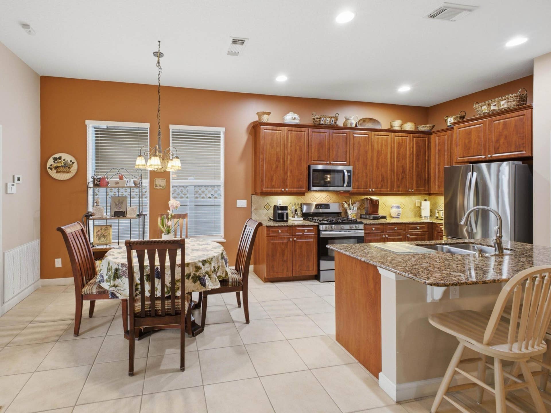 Breakfast Kitchen
