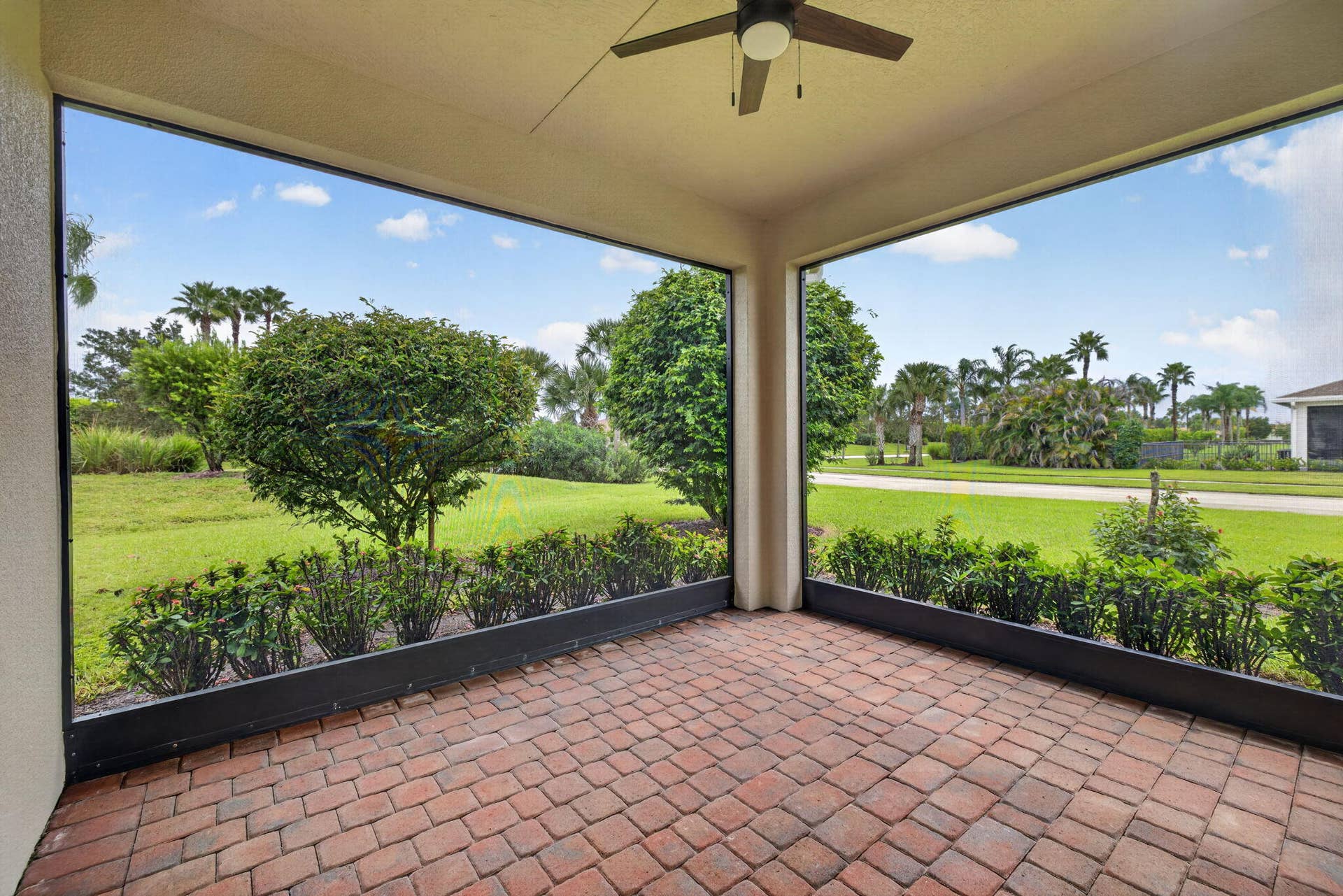 9907 SW Trumpet Tree Circle, Port St Lucie, FL 34987 40-web-or-mls-3A5A2191
