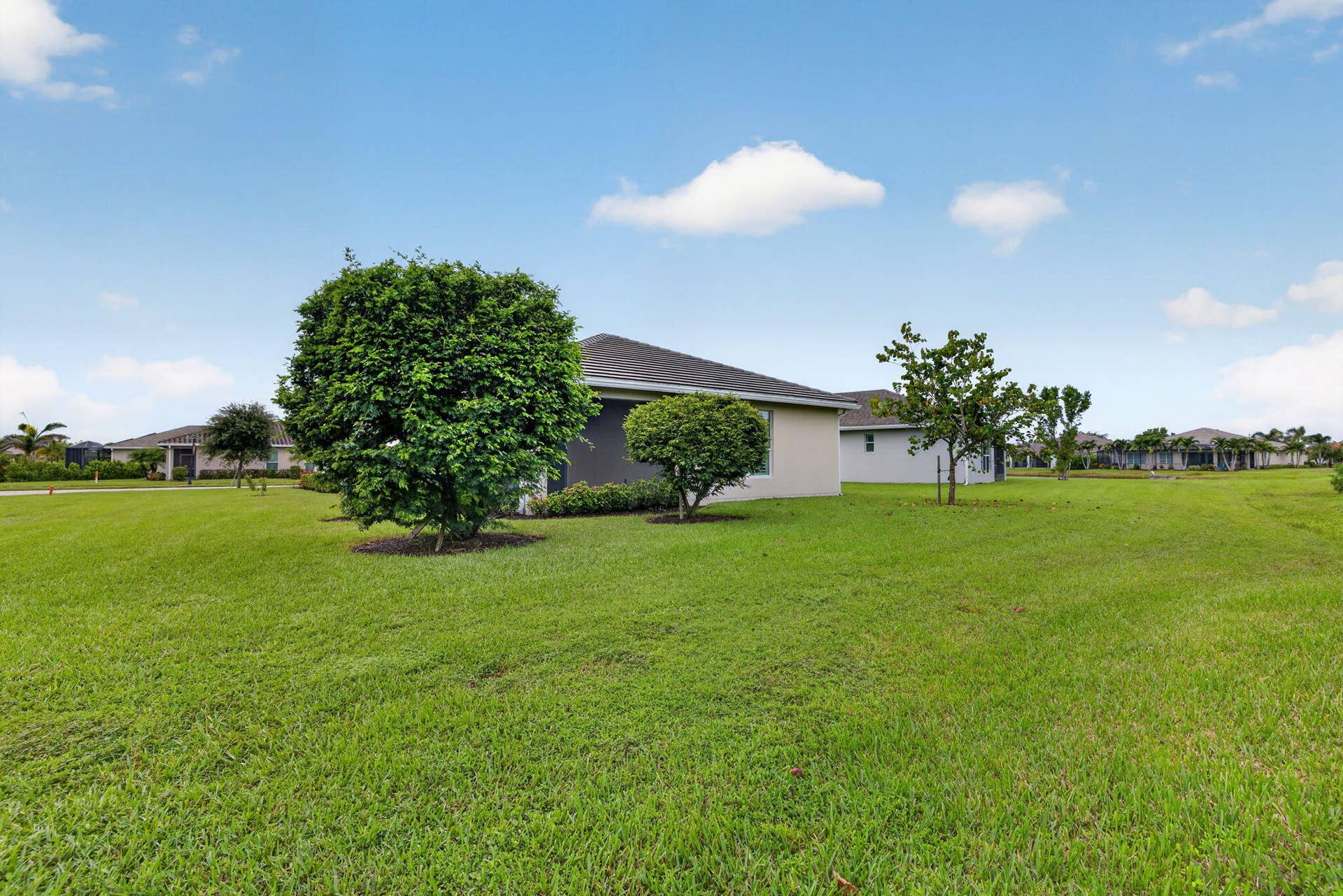9907 SW Trumpet Tree Circle, Port St Lucie, FL 34987 41-web-or-mls-3A5A2197