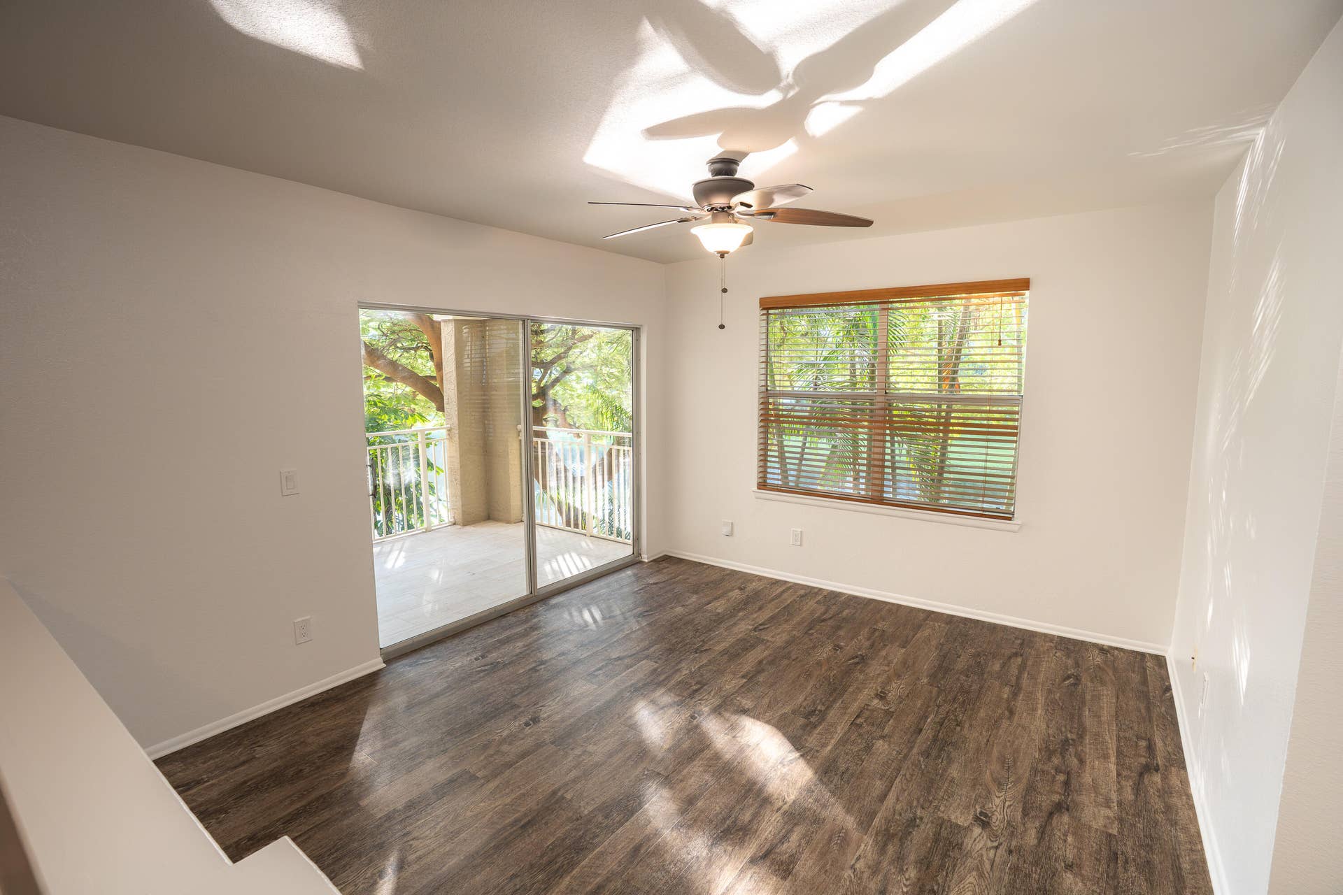 1865 Palm Cove Boulevard, #9-209, Delray Beach, FL 33445 Living