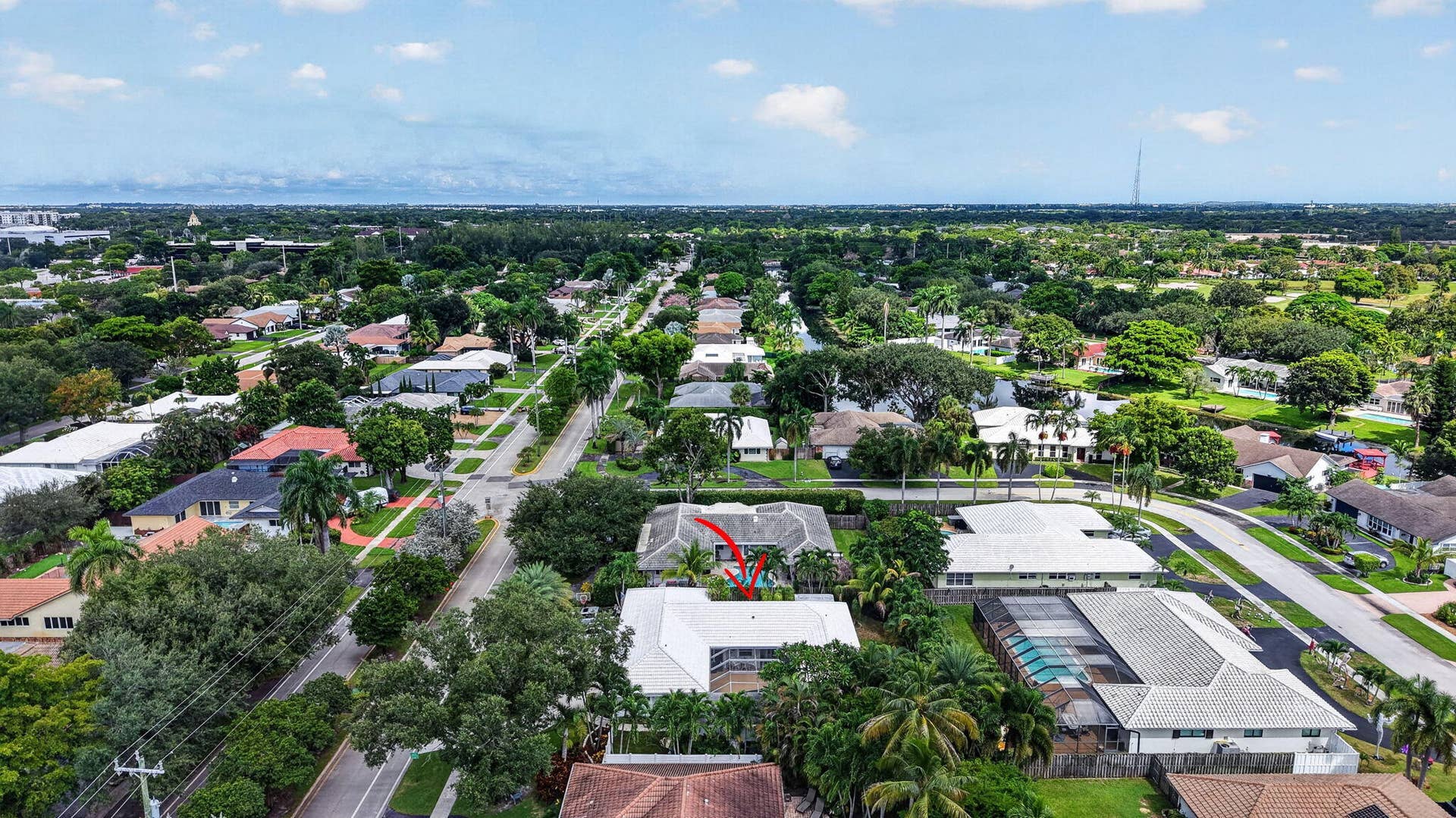 330 SW 75th Avenue, Plantation, FL 33317 73-web-or-mls-DJI_20261006121615_0036_D