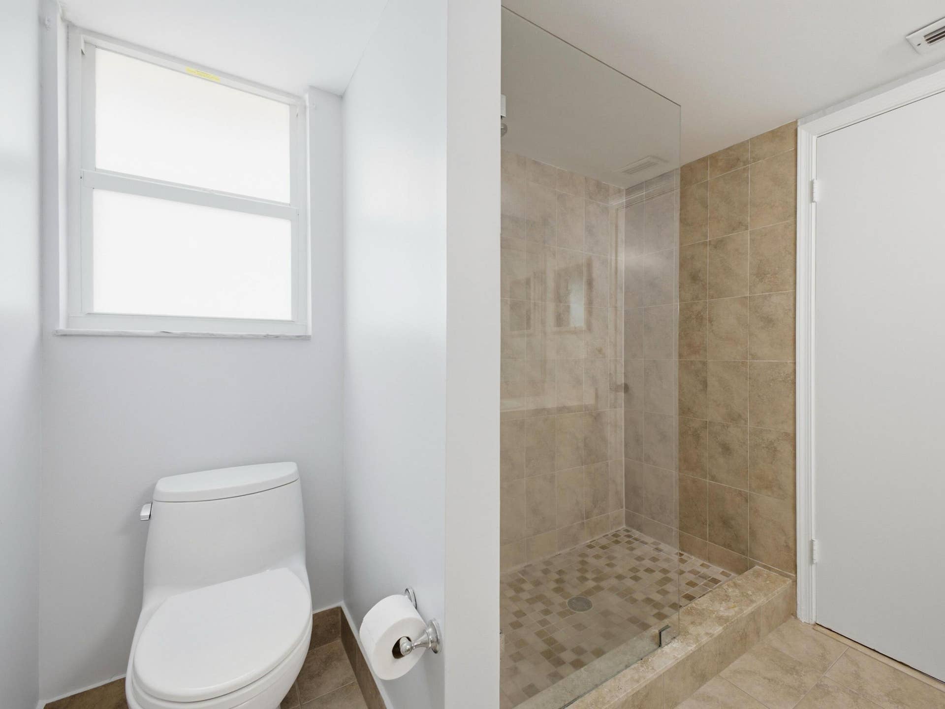 3041 Holiday Springs Boulevard, #201, Margate, FL 33063 Primary Bathroom 2