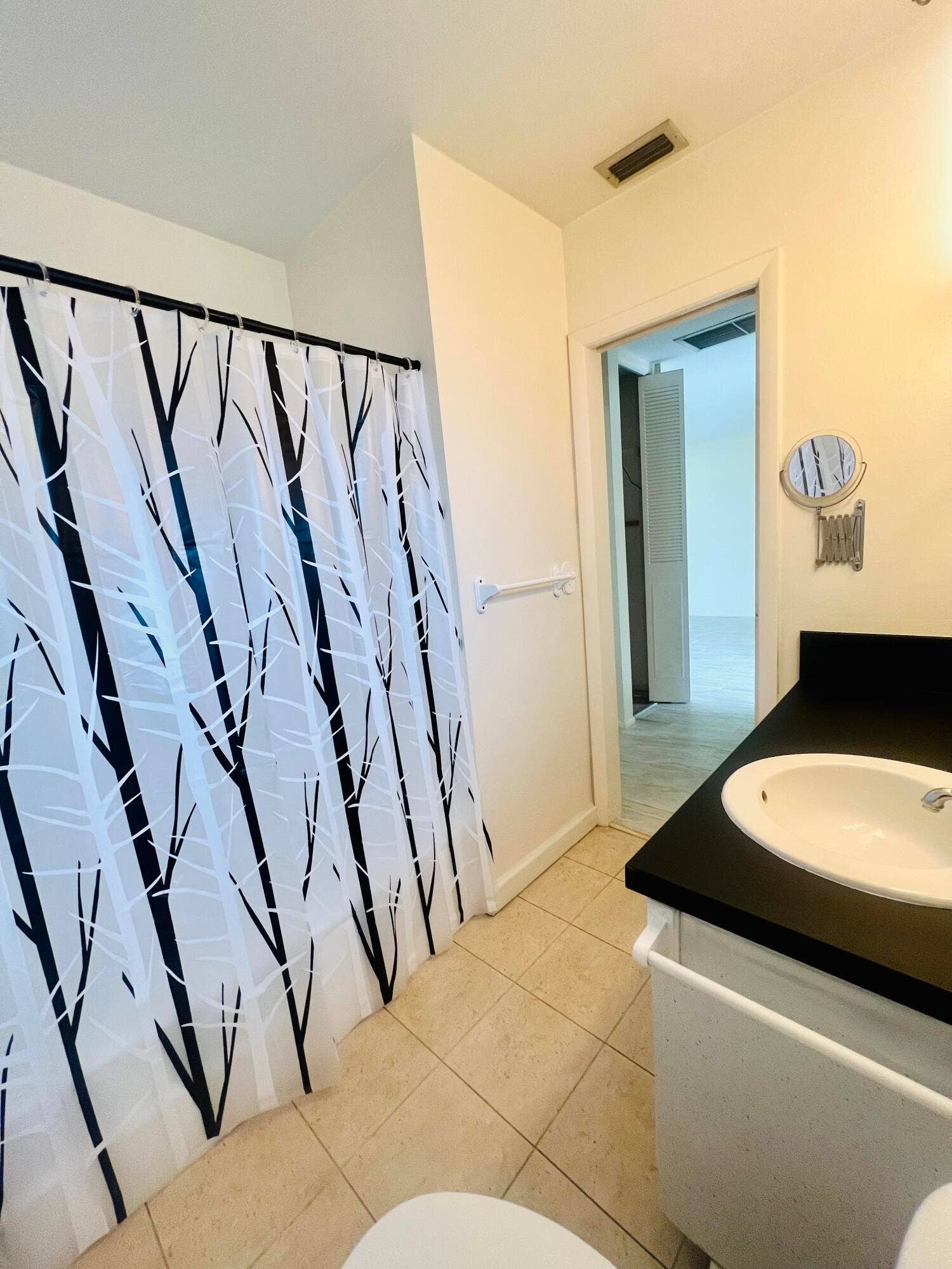 2789 ASHLEY Drive W, #E, West Palm Beach, West Palm Beach, FL 33415 Bathroom