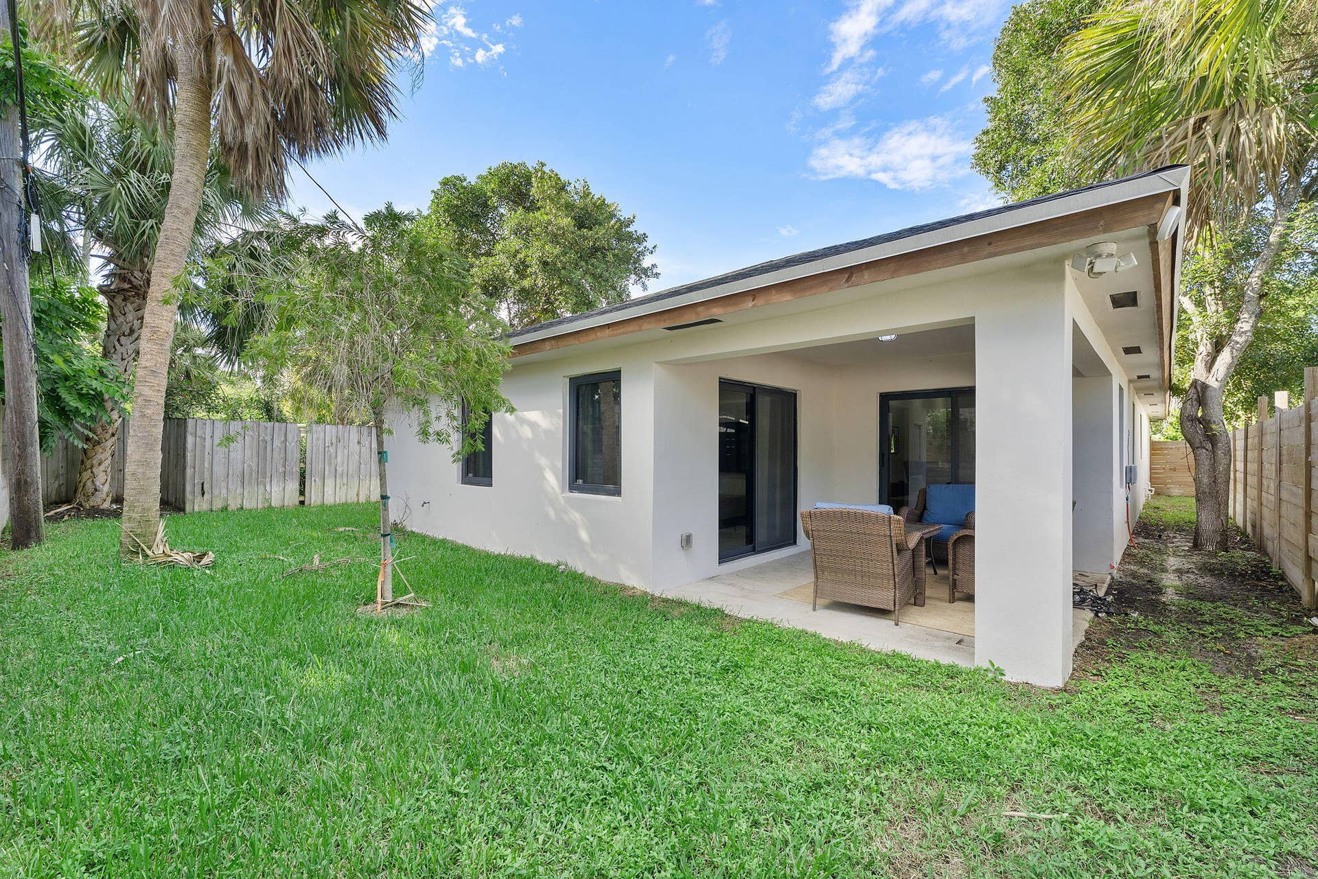 730 47TH Street, West Palm Beach, FL 33407 42-web-or-mls-DSC01082