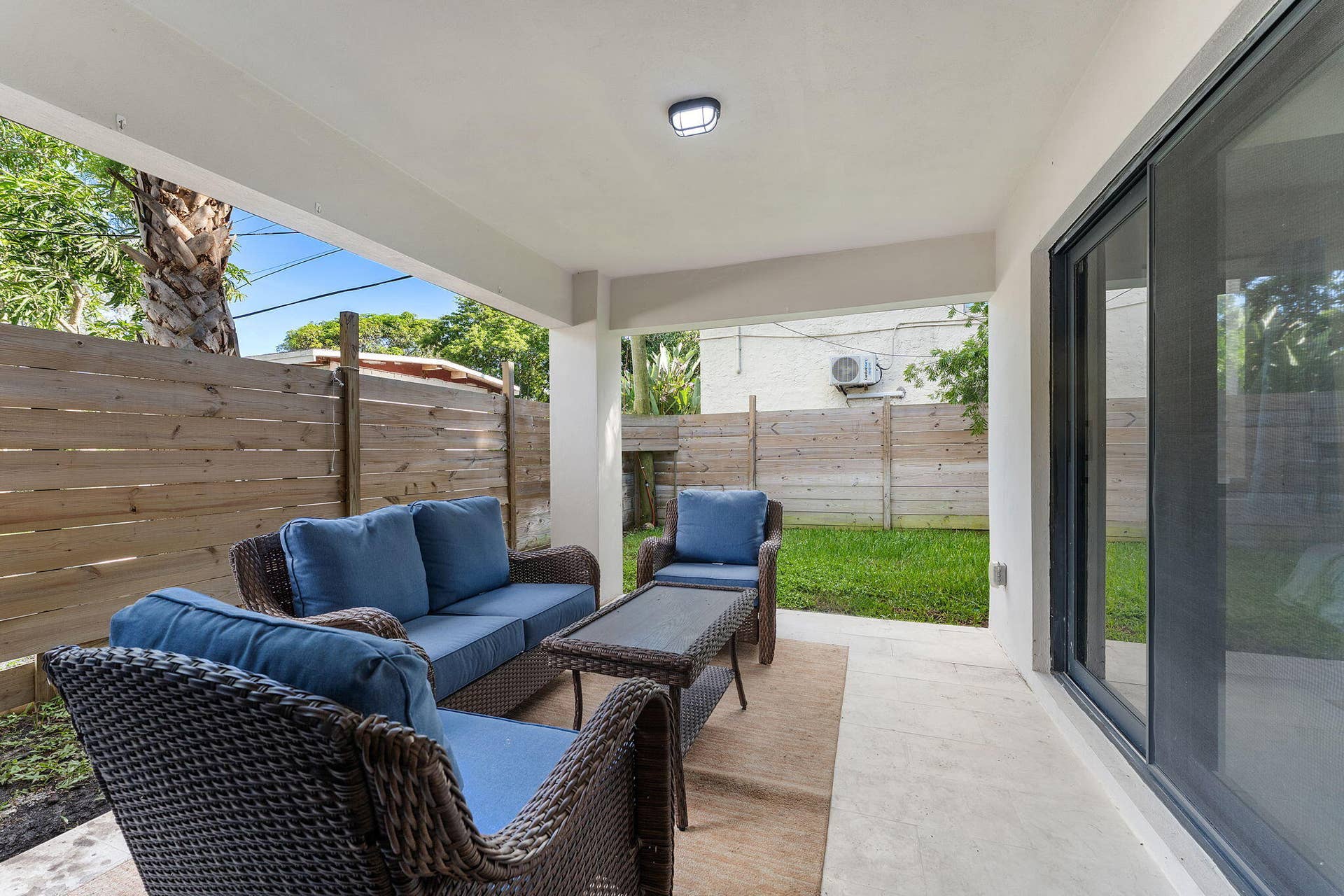 730 47TH Street, West Palm Beach, FL 33407 41-web-or-mls-DSC01077