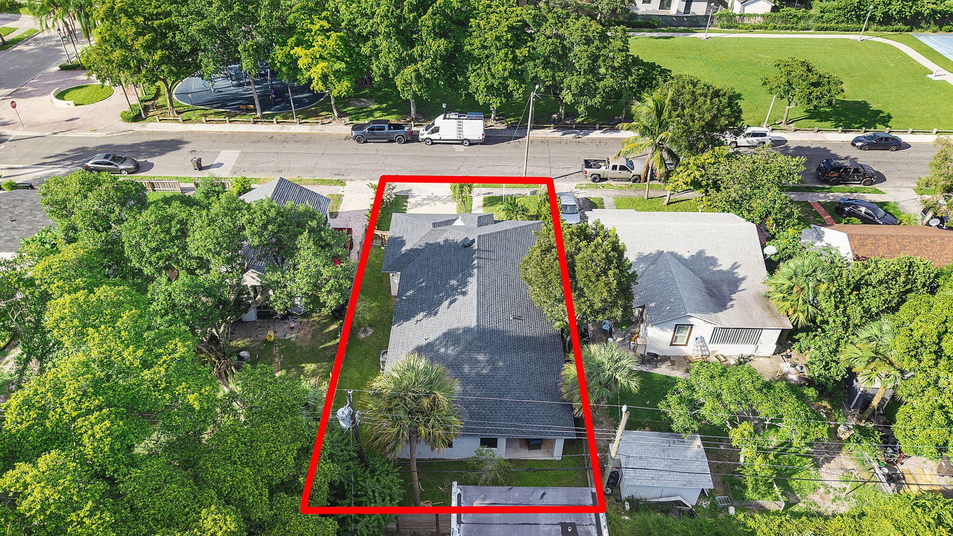 730 47TH Street, West Palm Beach, FL 33407 15-web-or-mls-DJI_20261005164838_0732_D