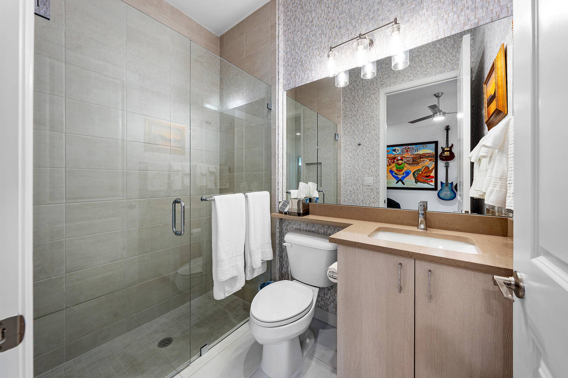 Ensuite Bath With Shower