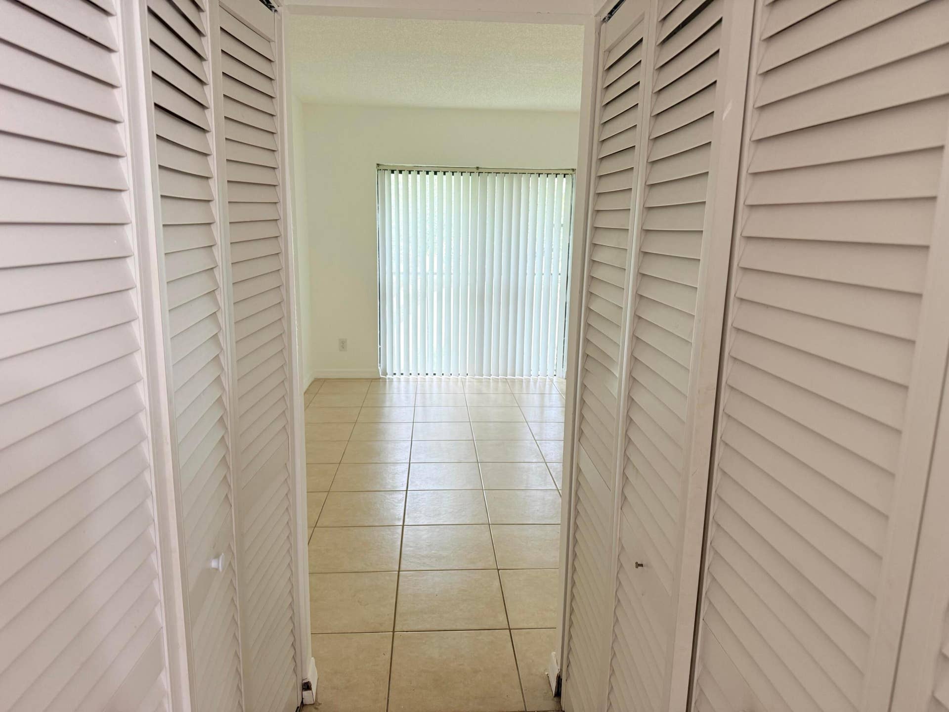 5981 WASHINGTON Street, #207, Hollywood, Hollywood, FL 33023 IMG_5345
