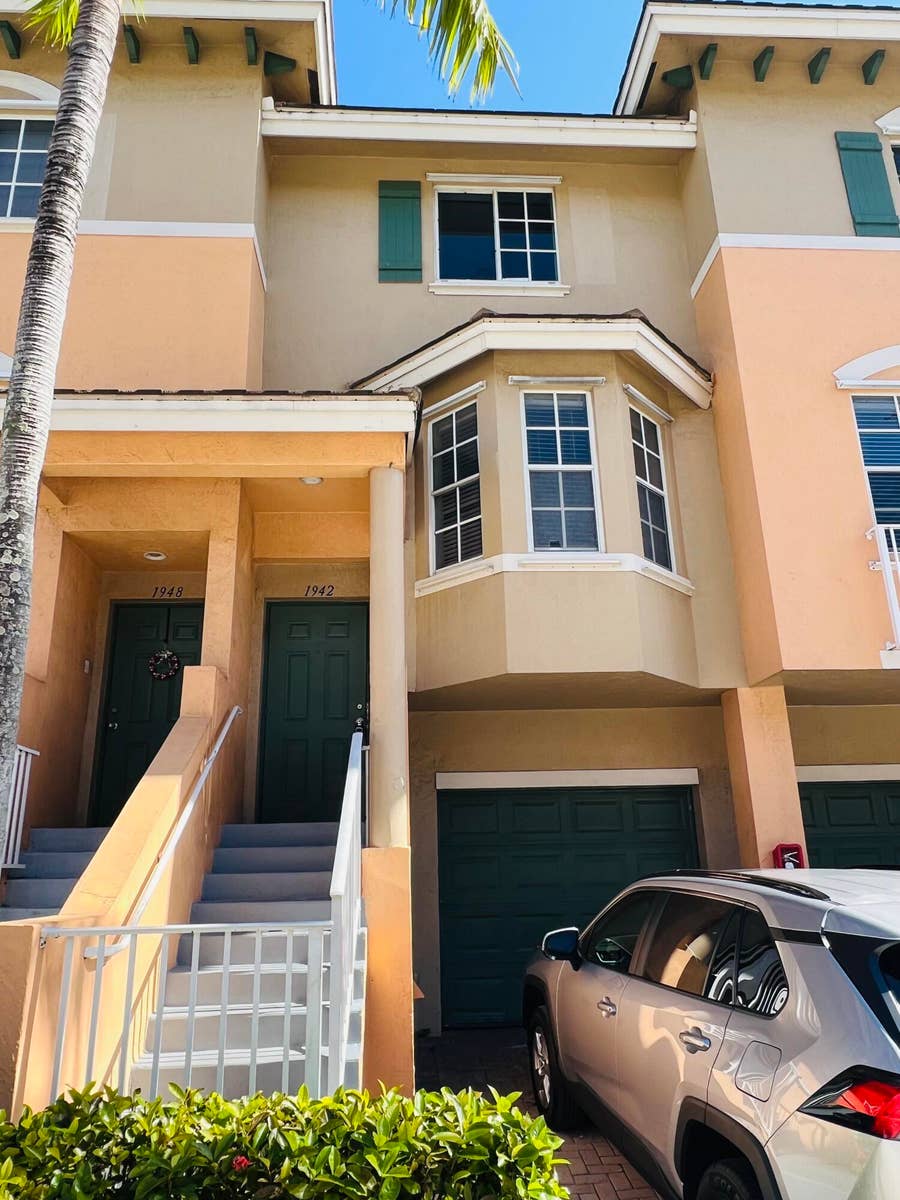 Property photo for 1942 NE 5TH Street, Boynton Beach, FL