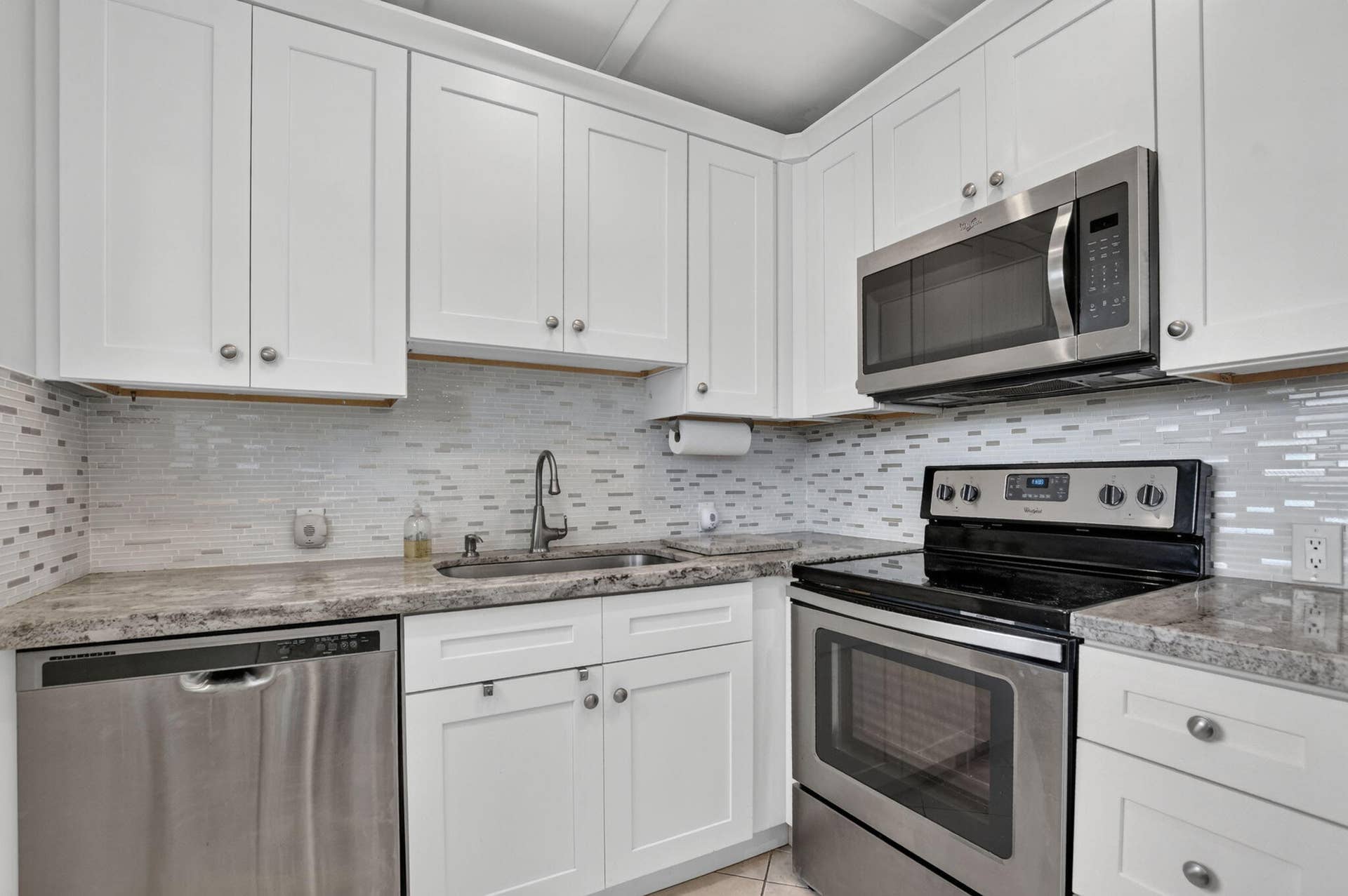 281 FANSHAW G, Boca Raton, FL 33434 11-web-or-mls-DSC_3045