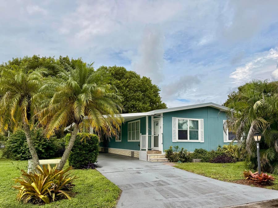 Property photo for 407 NE 8TH Avenue, Okeechobee, FL