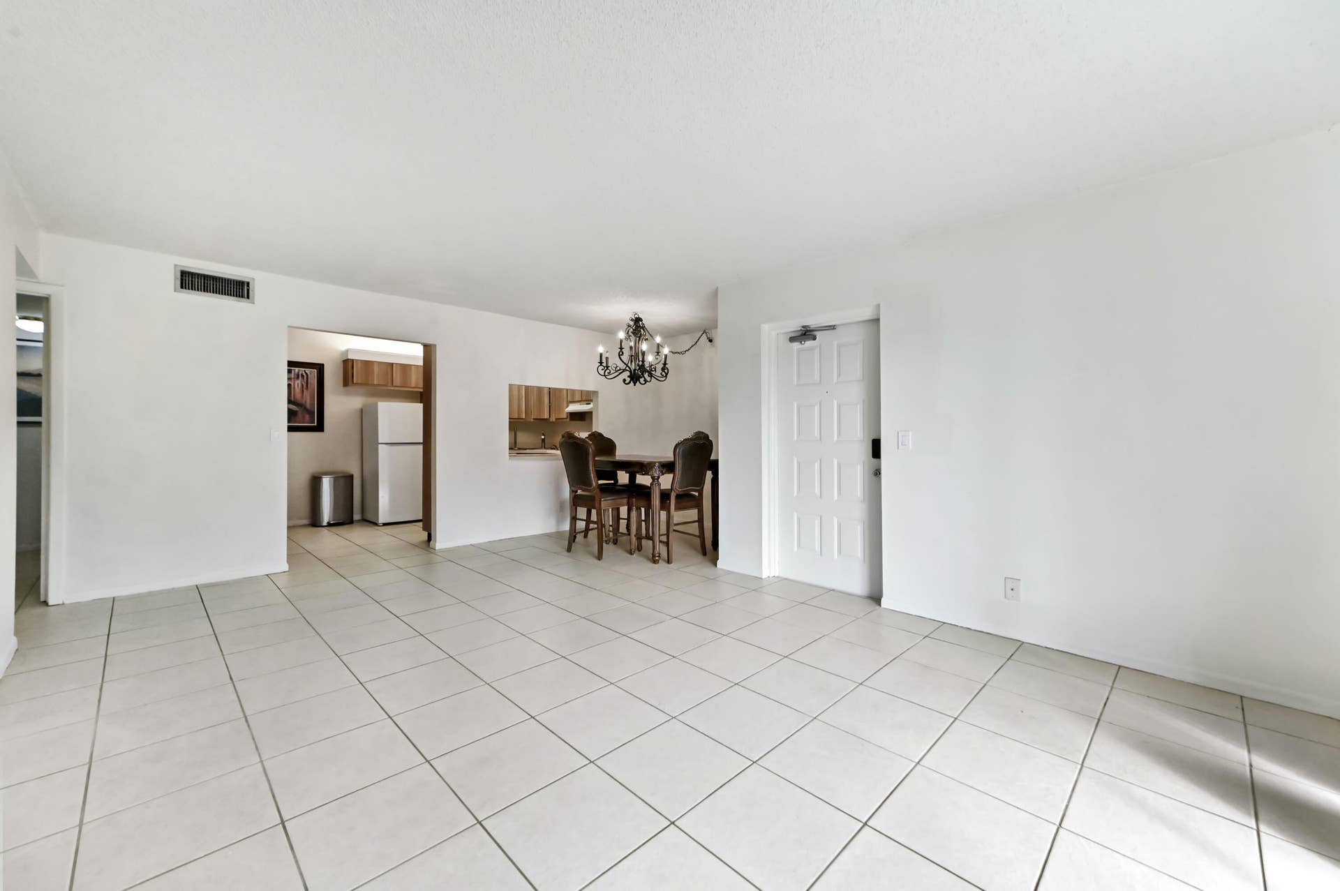 1005 Green Pine Boulevard, #C2, West Palm Beach, FL 33409 06 Living room 04