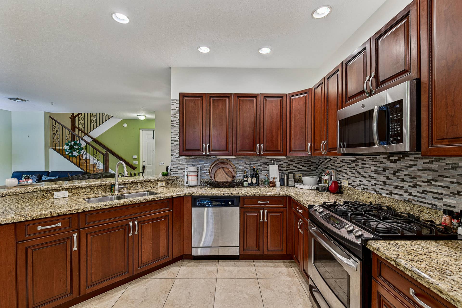 3055 NW 126th Avenue, Sunrise, FL 33323 caccioppo-14