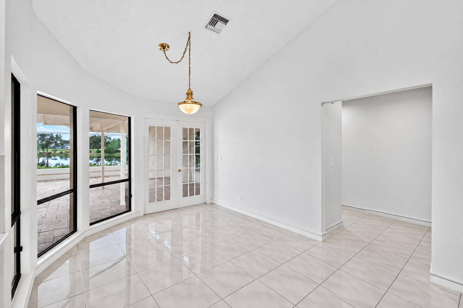 10423 Stonebridge Boulevard, Boca Raton, FL 33498 04-grand-living-room