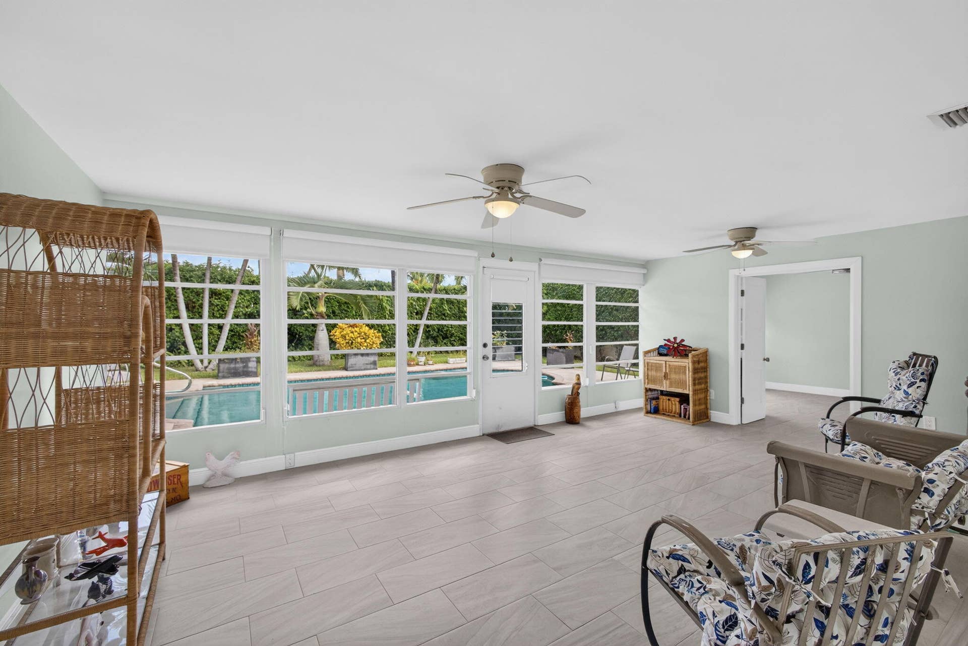 128 VASSAR Drive, Lake Worth Beach, FL 33460 25-web-or-mls-5D1A5664