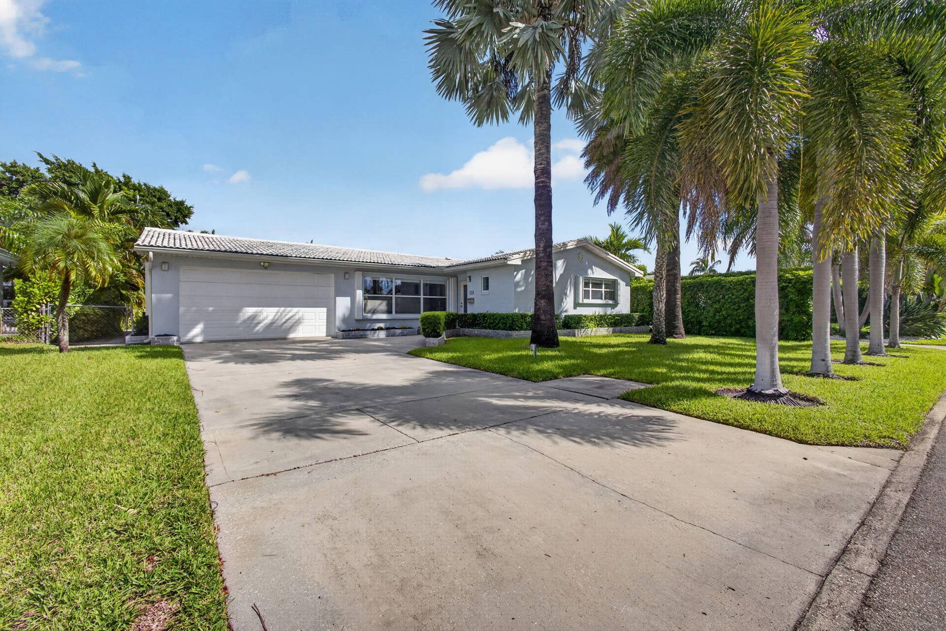 128 VASSAR Drive, Lake Worth Beach, FL 33460 2-web-or-mls-5D1A5491