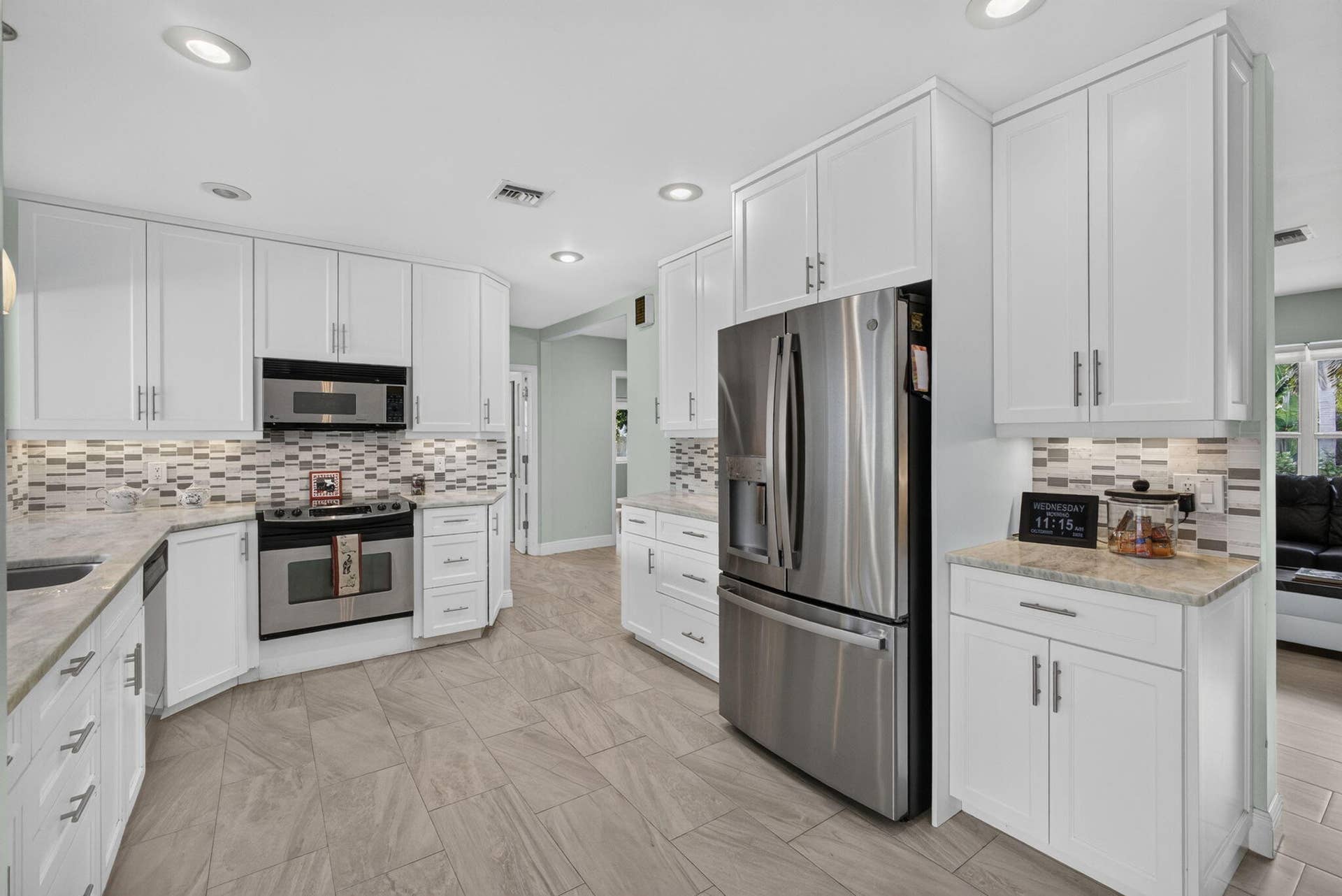 128 VASSAR Drive, Lake Worth Beach, FL 33460 23-web-or-mls-5D1A5654