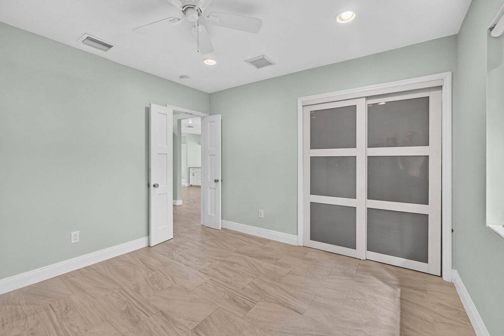 128 VASSAR Drive, Lake Worth Beach, FL 33460 44-web-or-mls-pWcmk