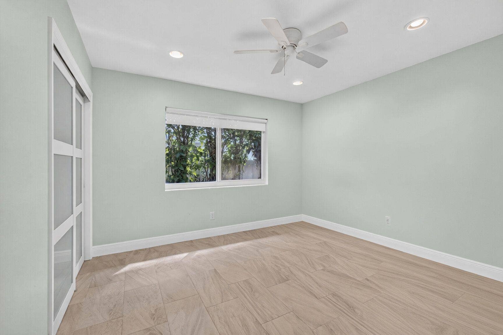 128 VASSAR Drive, Lake Worth Beach, FL 33460 43-web-or-mls-ptbfM